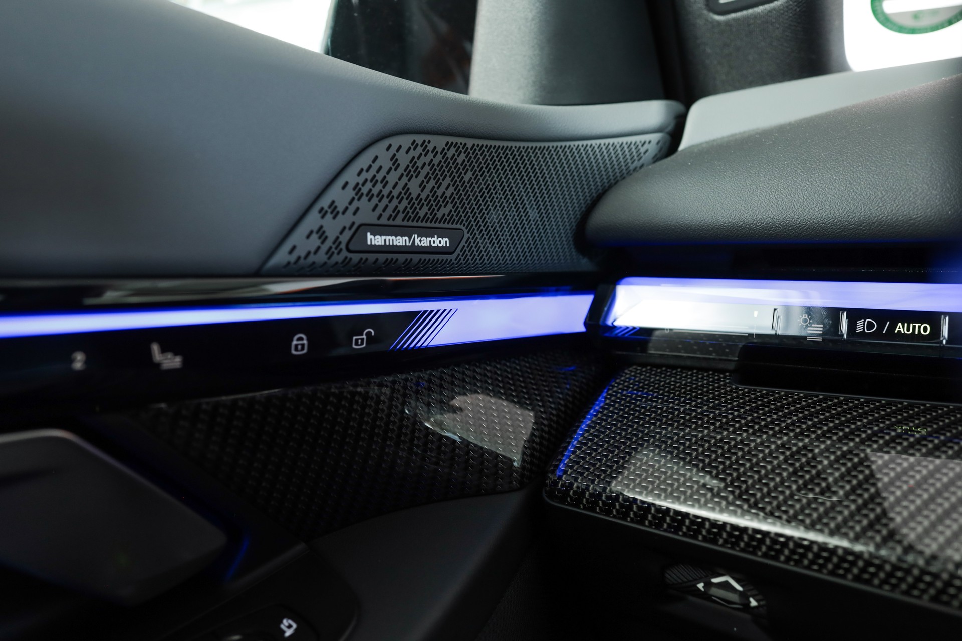 BMW i5 M60 xDrive M Sport Pro Brooklyn Grau * CH * Pack Travel & Confort-image-23