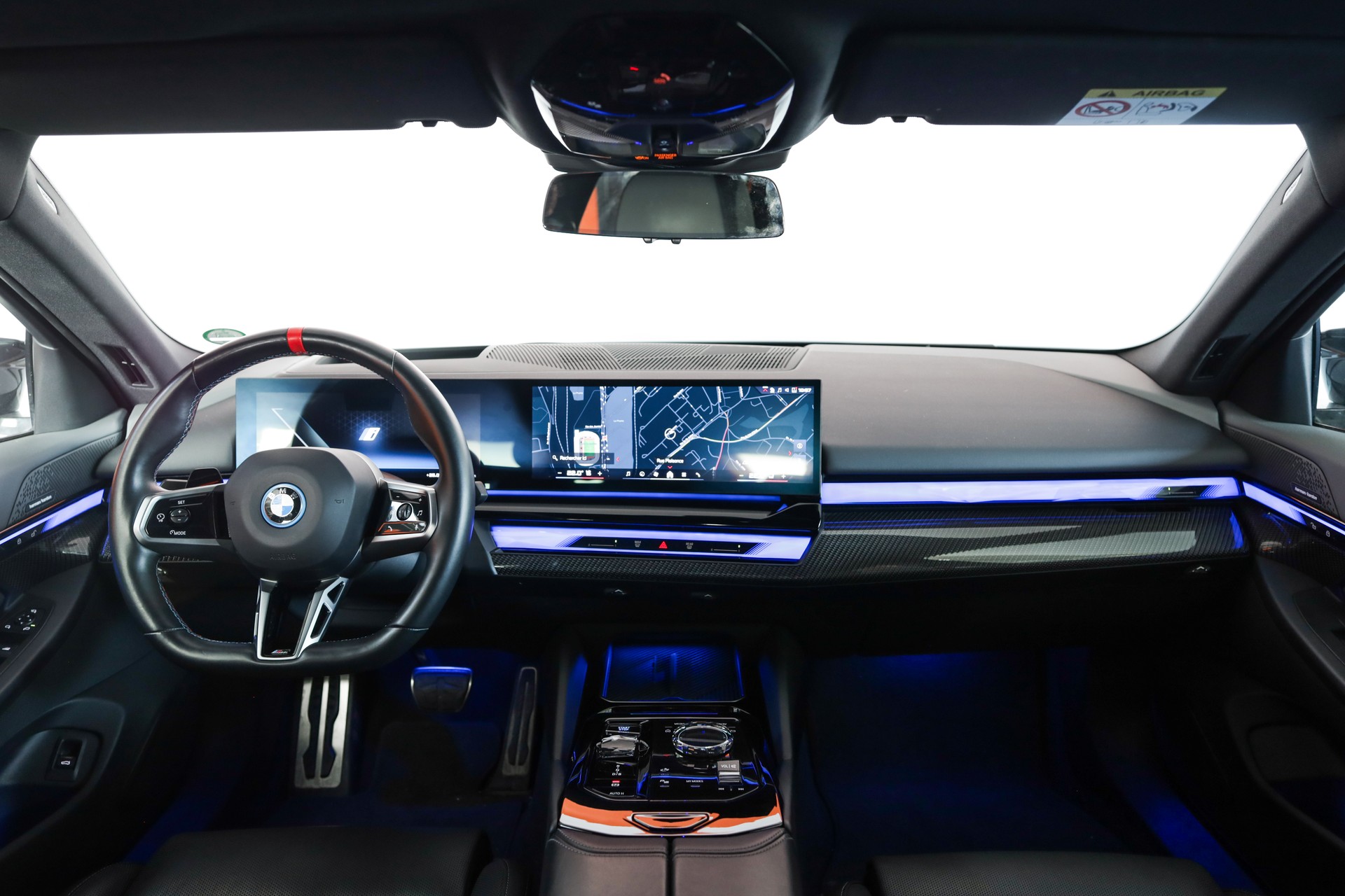 BMW i5 M60 xDrive M Sport Pro Brooklyn Grau * CH * Pack Travel & Confort-image-9