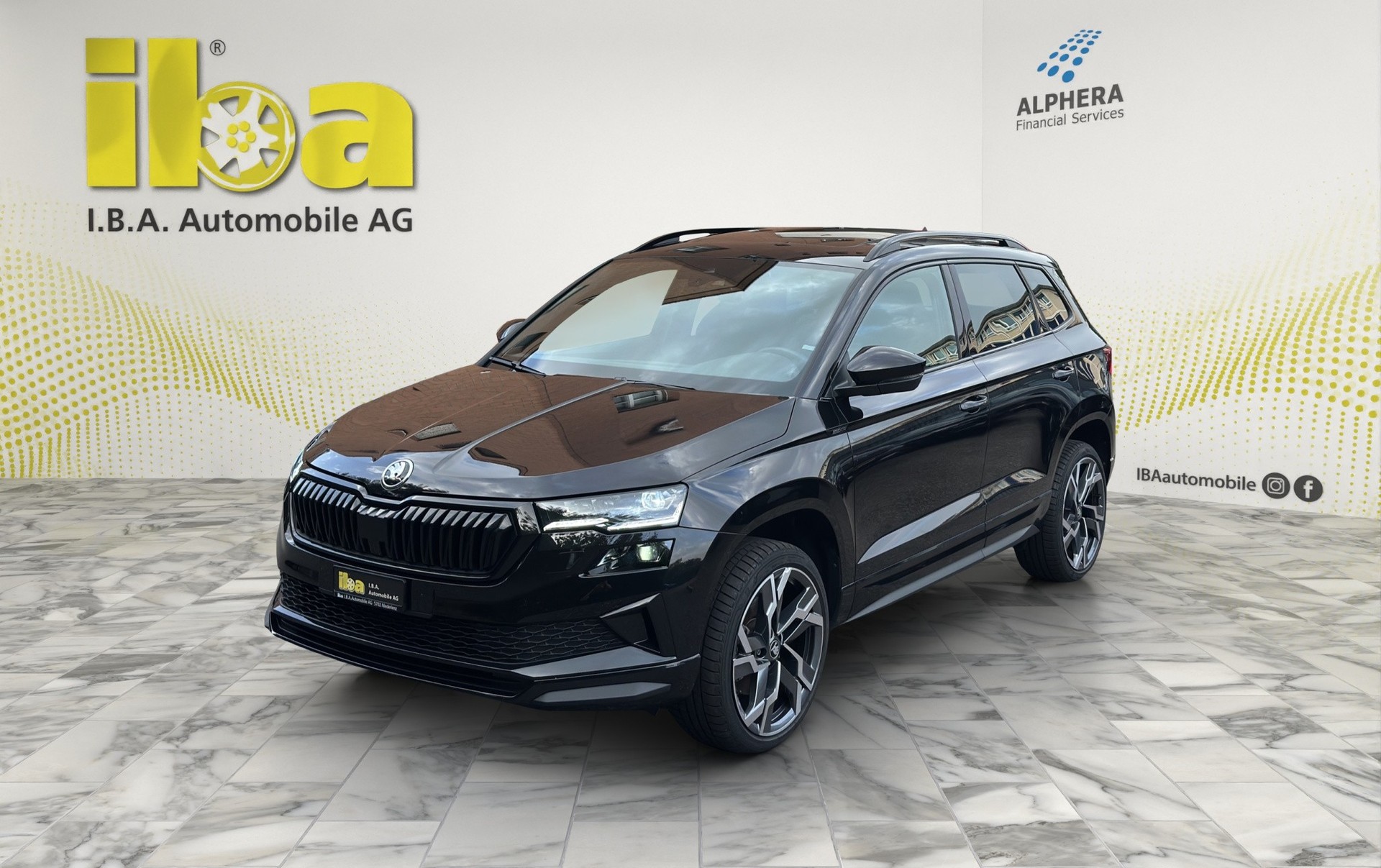 SKODA Karoq 1.5TSI Sport Line Aut. Panorama-Schiebedach-image-0