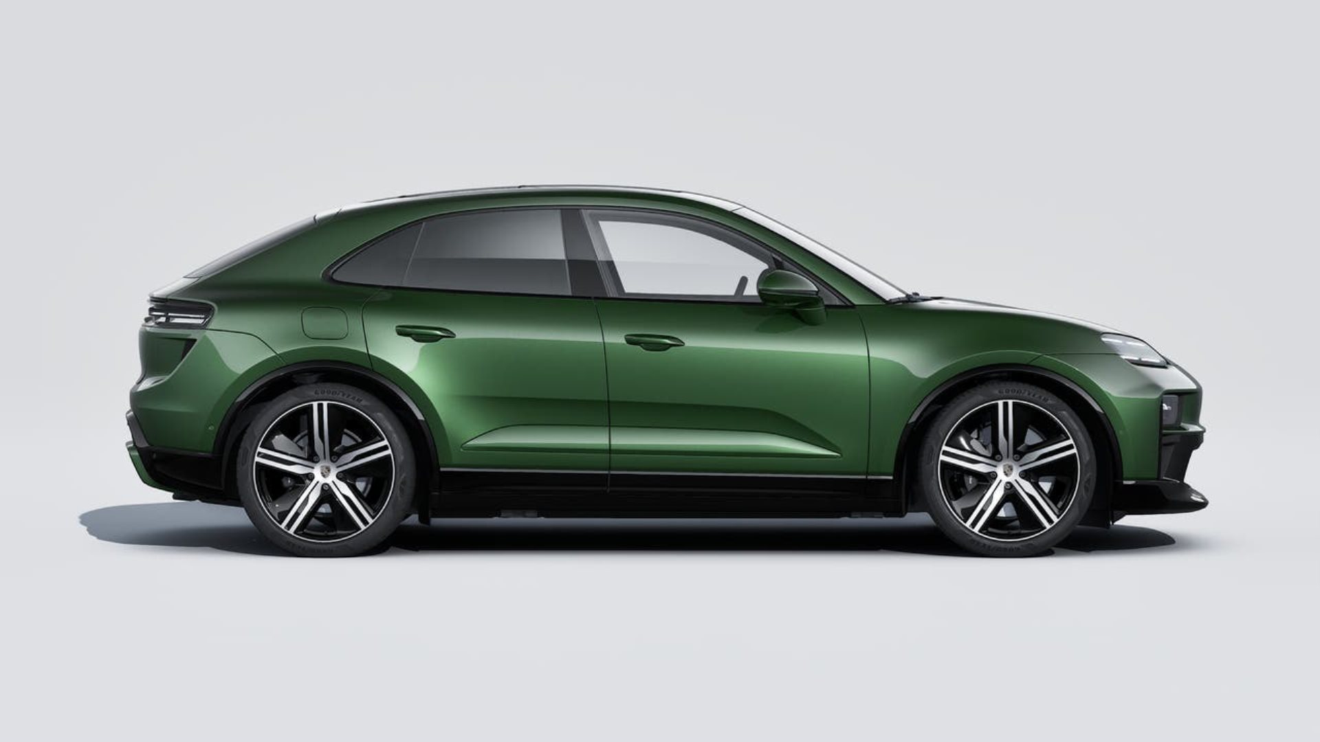PORSCHE Macan Turbo-image-5