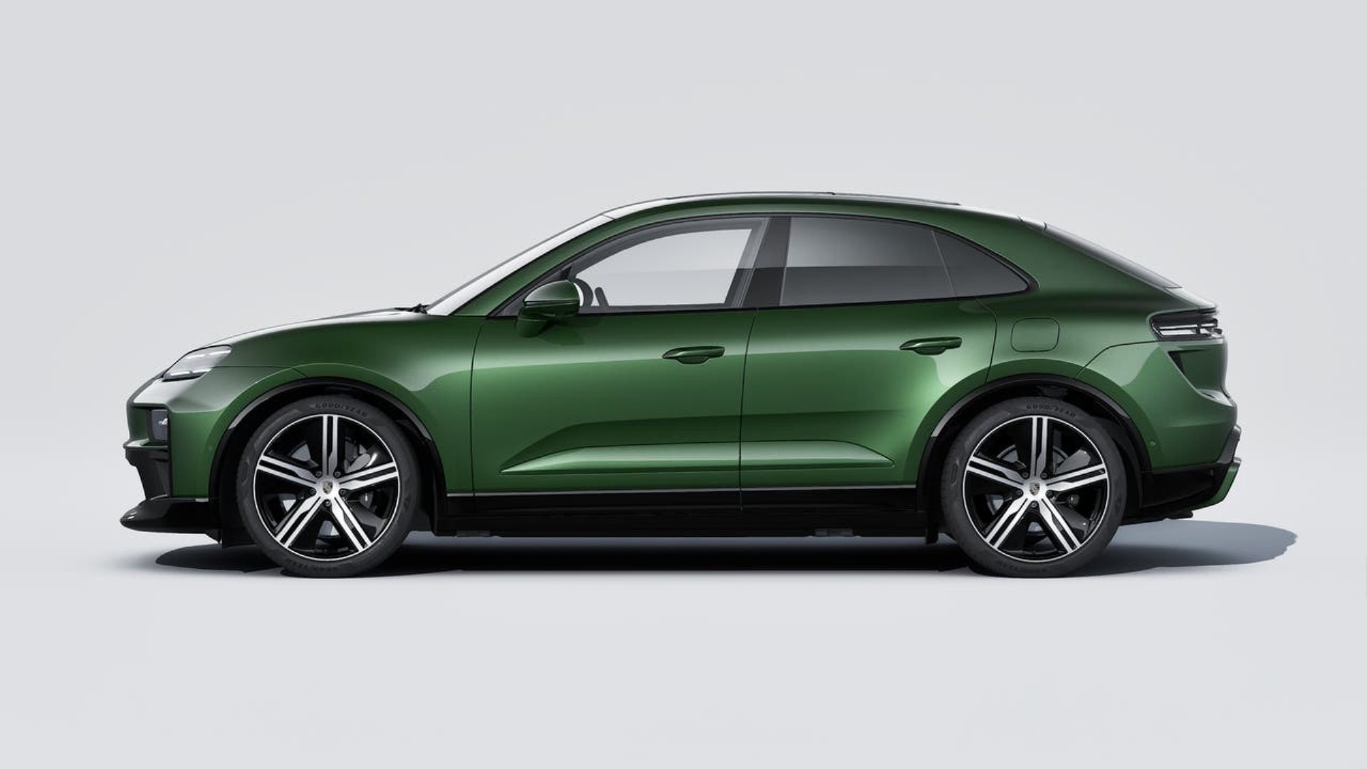 PORSCHE Macan Turbo-image-1