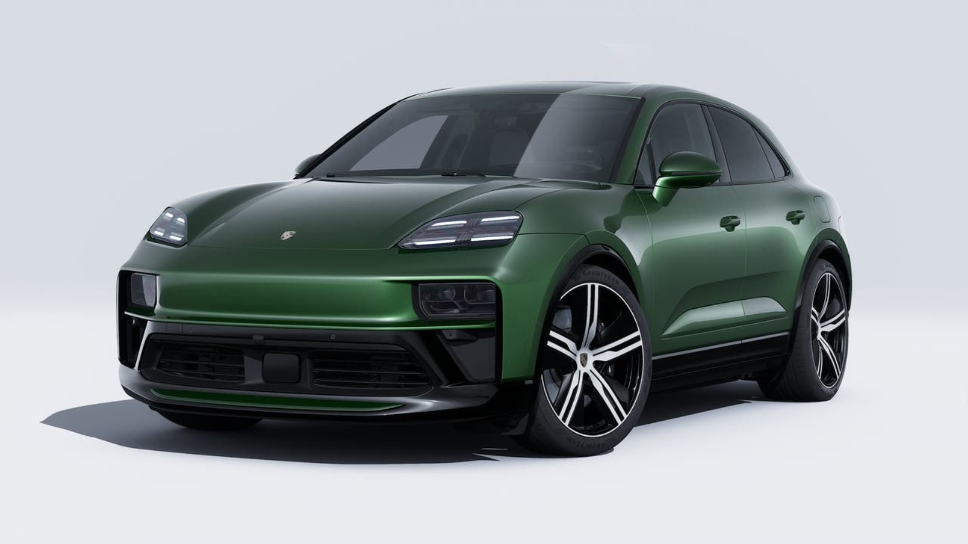 PORSCHE Macan Turbo-image-0