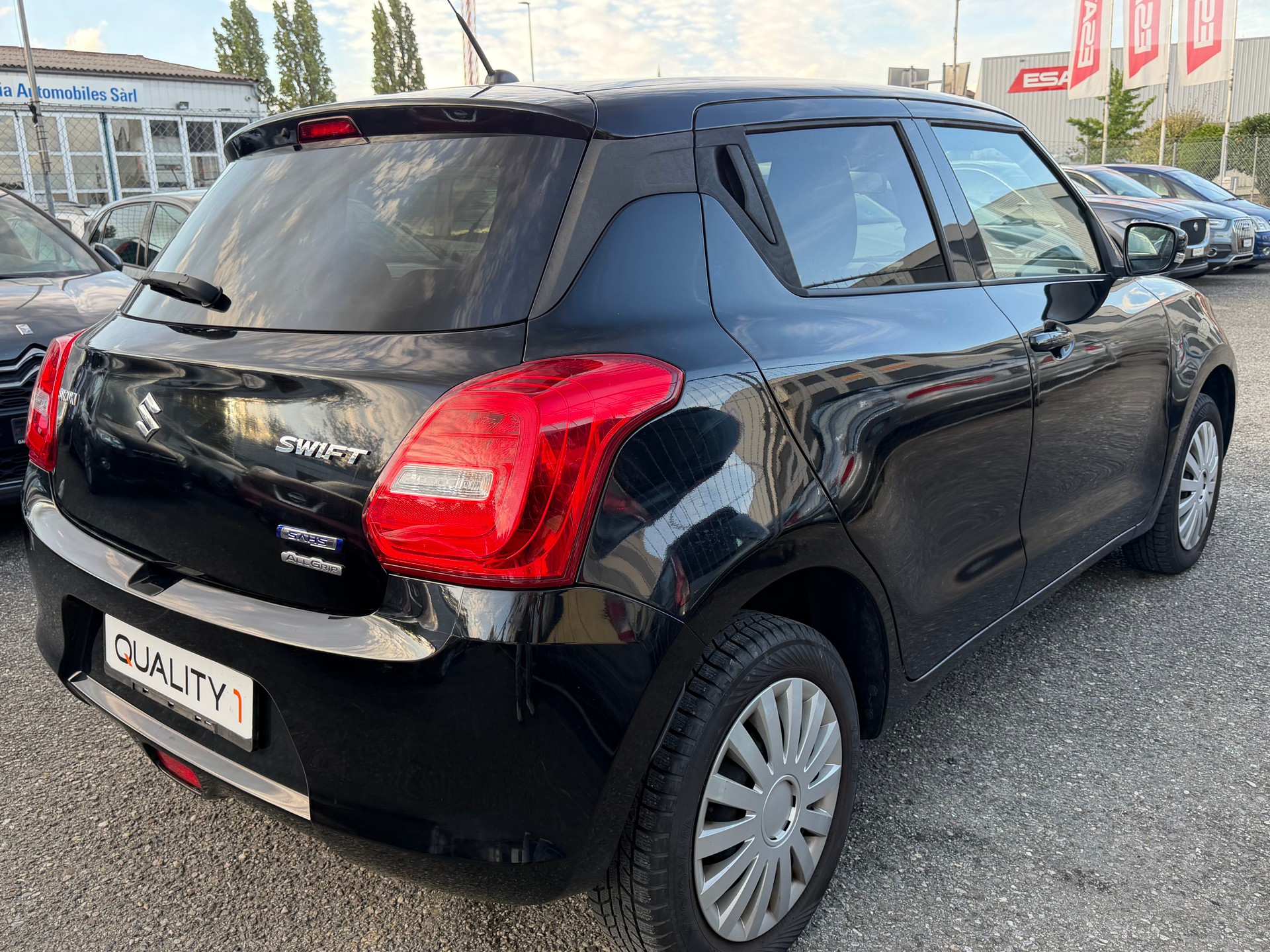 SUZUKI Swift 1.2i 16V SHVS Compact Top Hybrid Allgrip 4x4-image-3