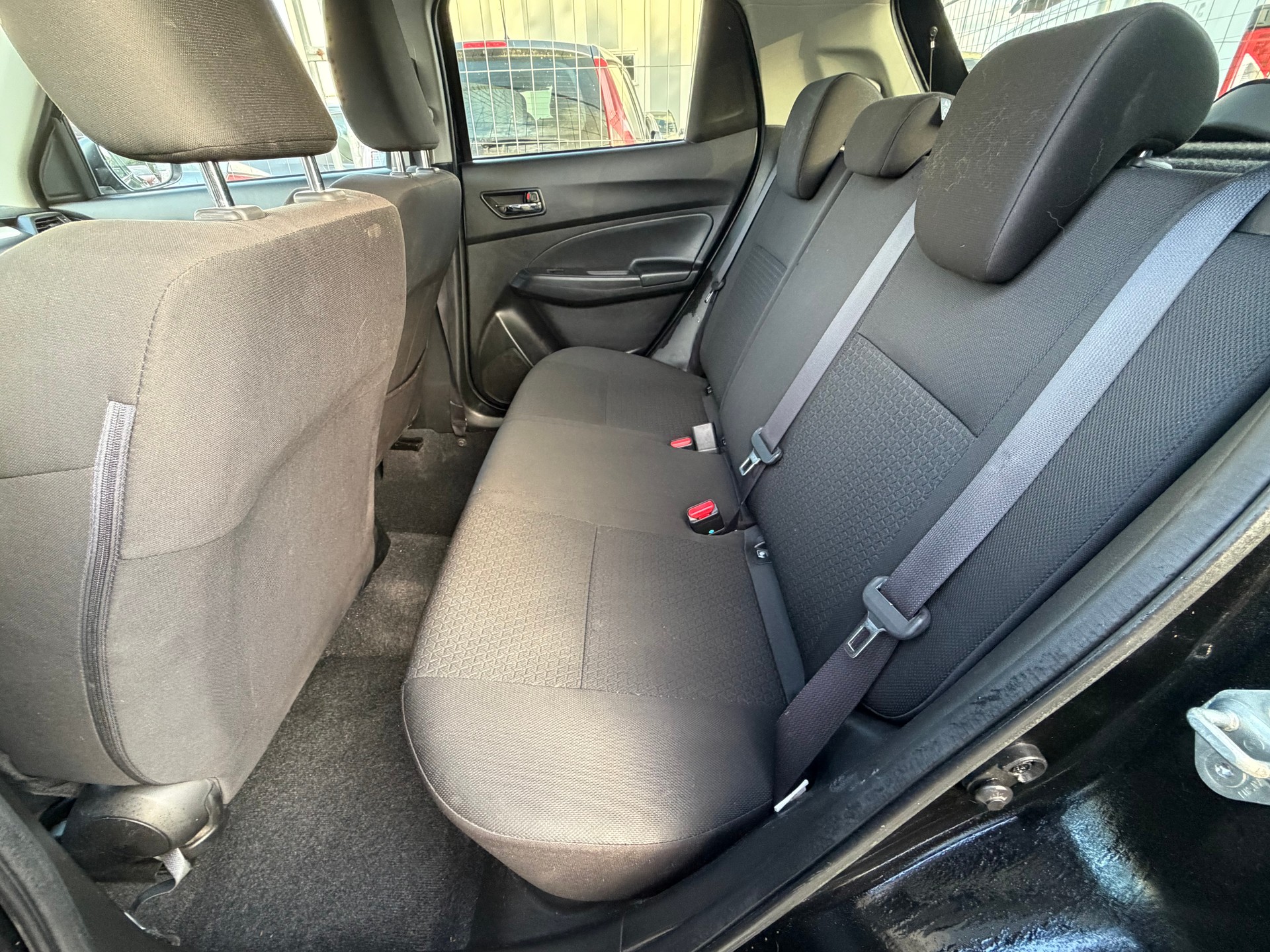 SUZUKI Swift 1.2i 16V SHVS Compact Top Hybrid Allgrip 4x4-image-7