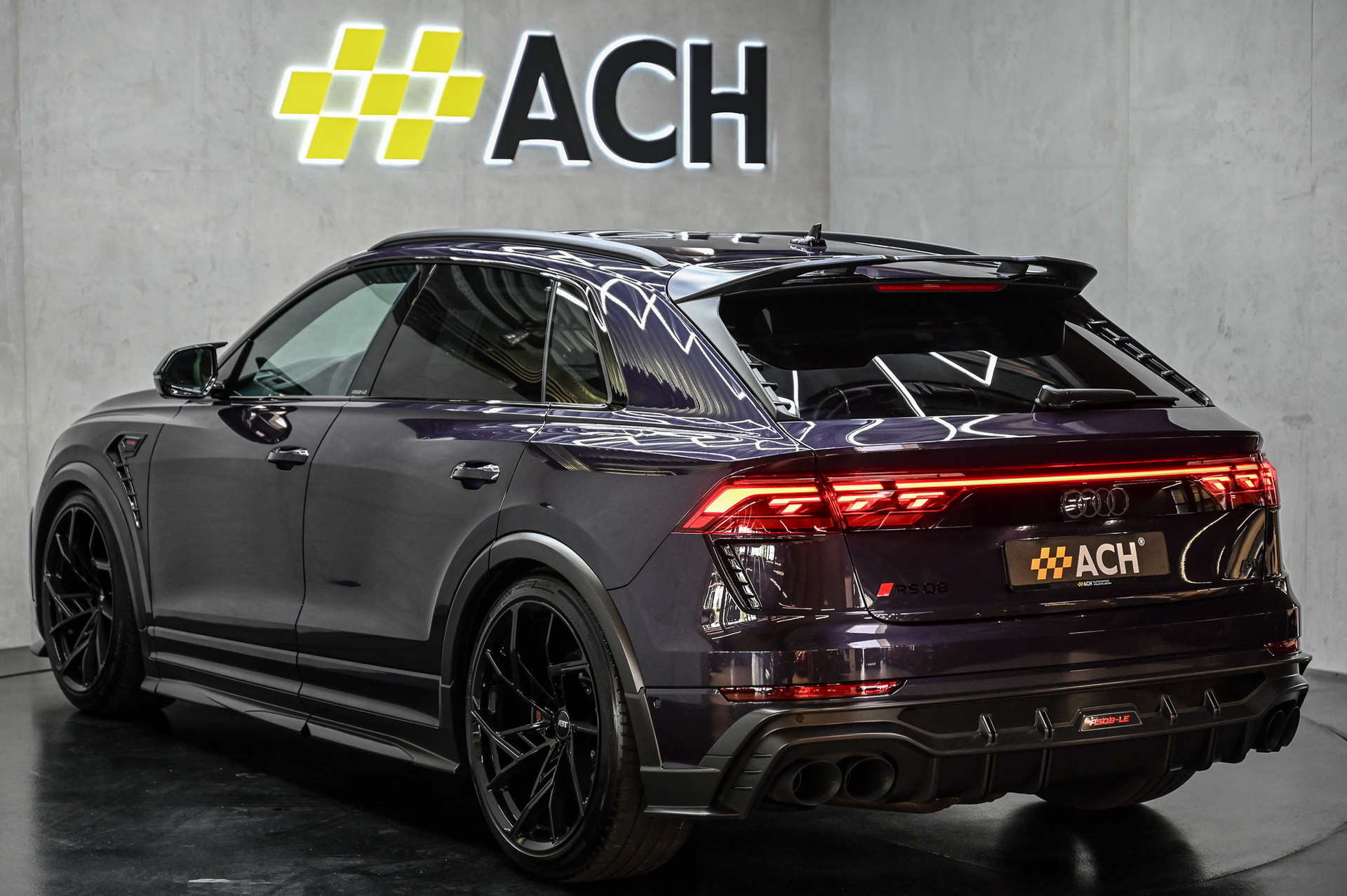 AUDI ABT RS Q8 Legacy Edition 1 of 125 SUV 4.0 V8 TFSI performance quattro Tiptronic-image-6