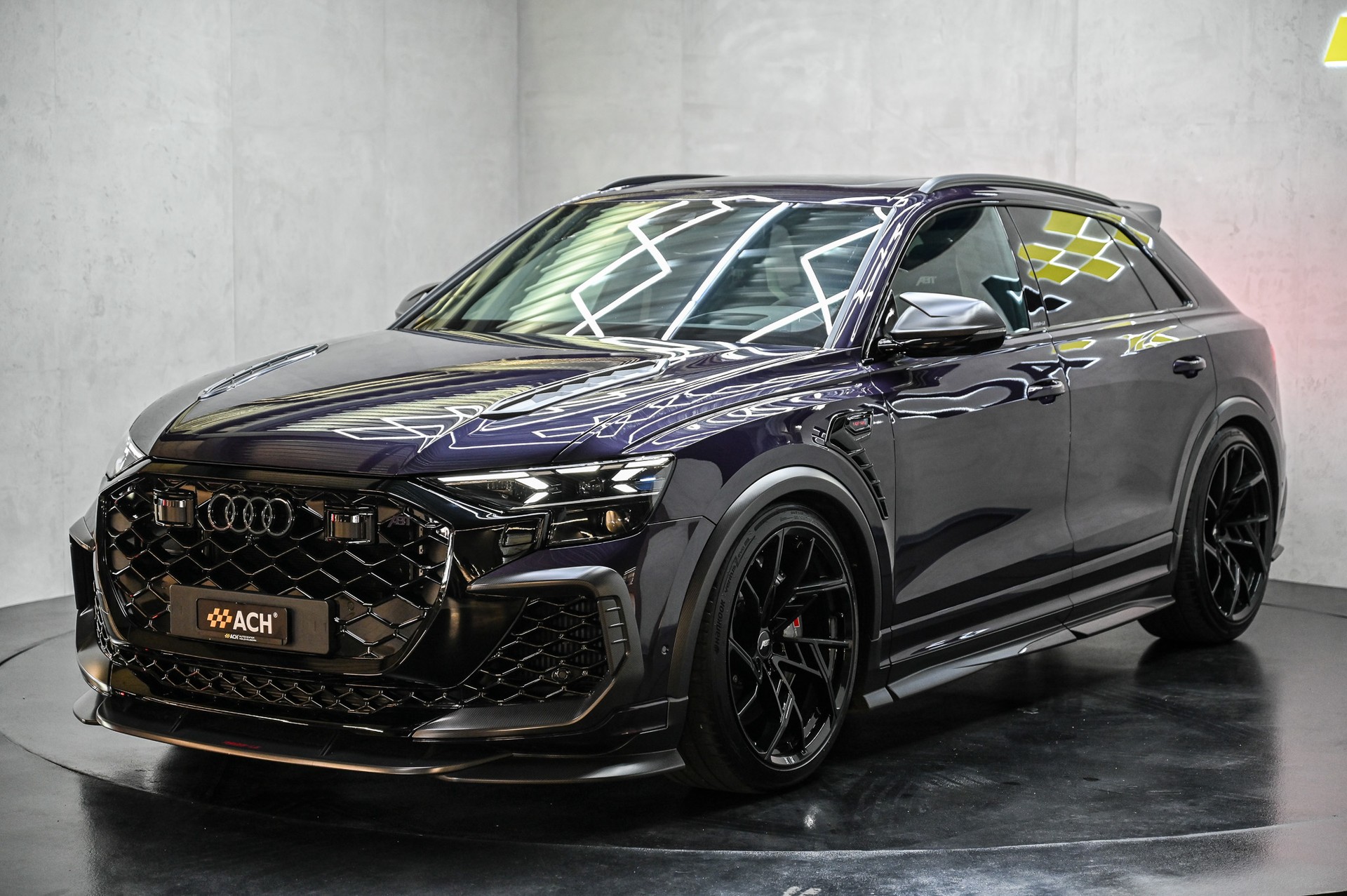 AUDI ABT RS Q8 Legacy Edition 1 of 125 SUV 4.0 V8 TFSI performance quattro Tiptronic-image-2