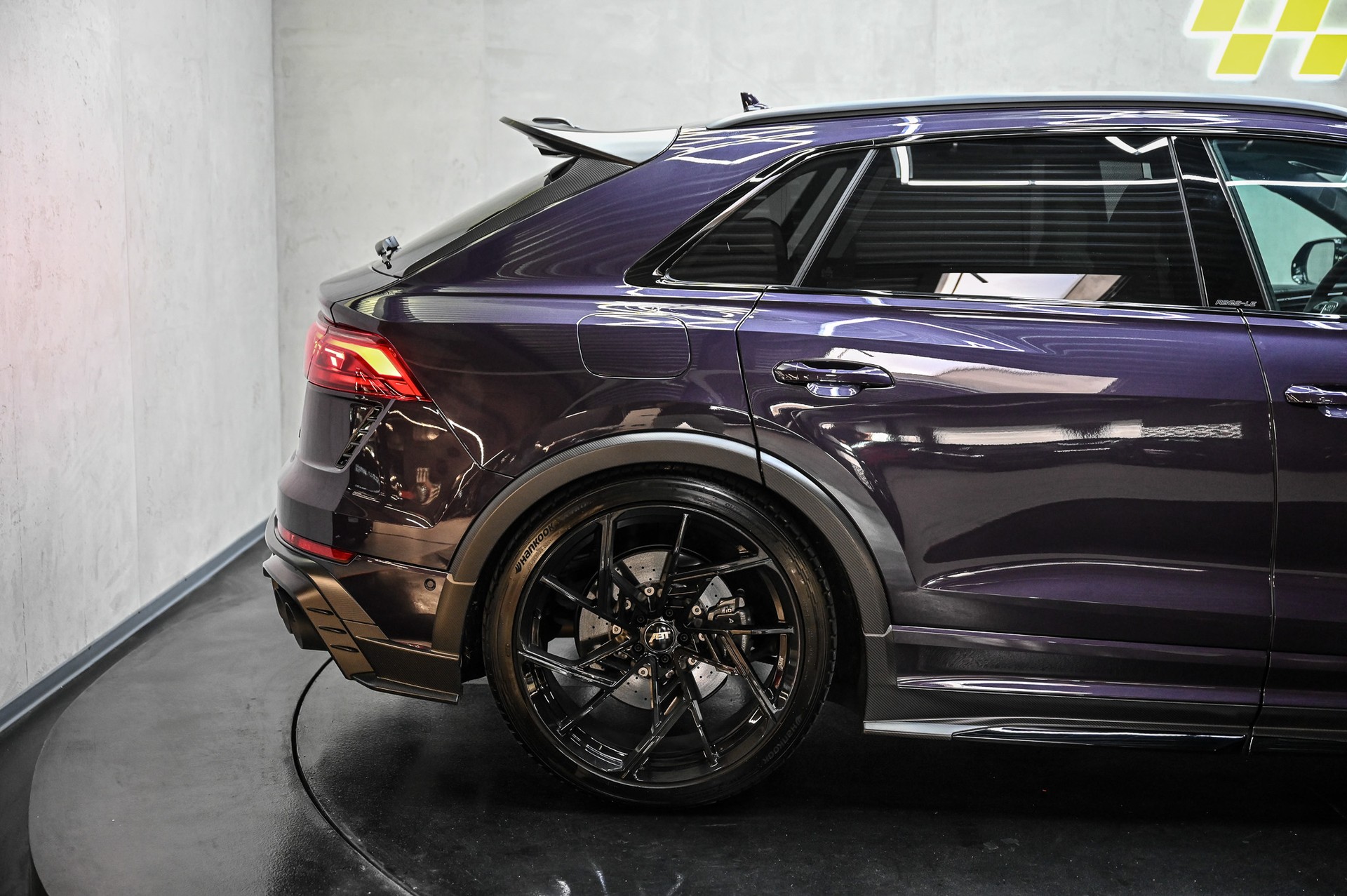 AUDI ABT RS Q8 Legacy Edition 1 of 125 SUV 4.0 V8 TFSI performance quattro Tiptronic-image-12