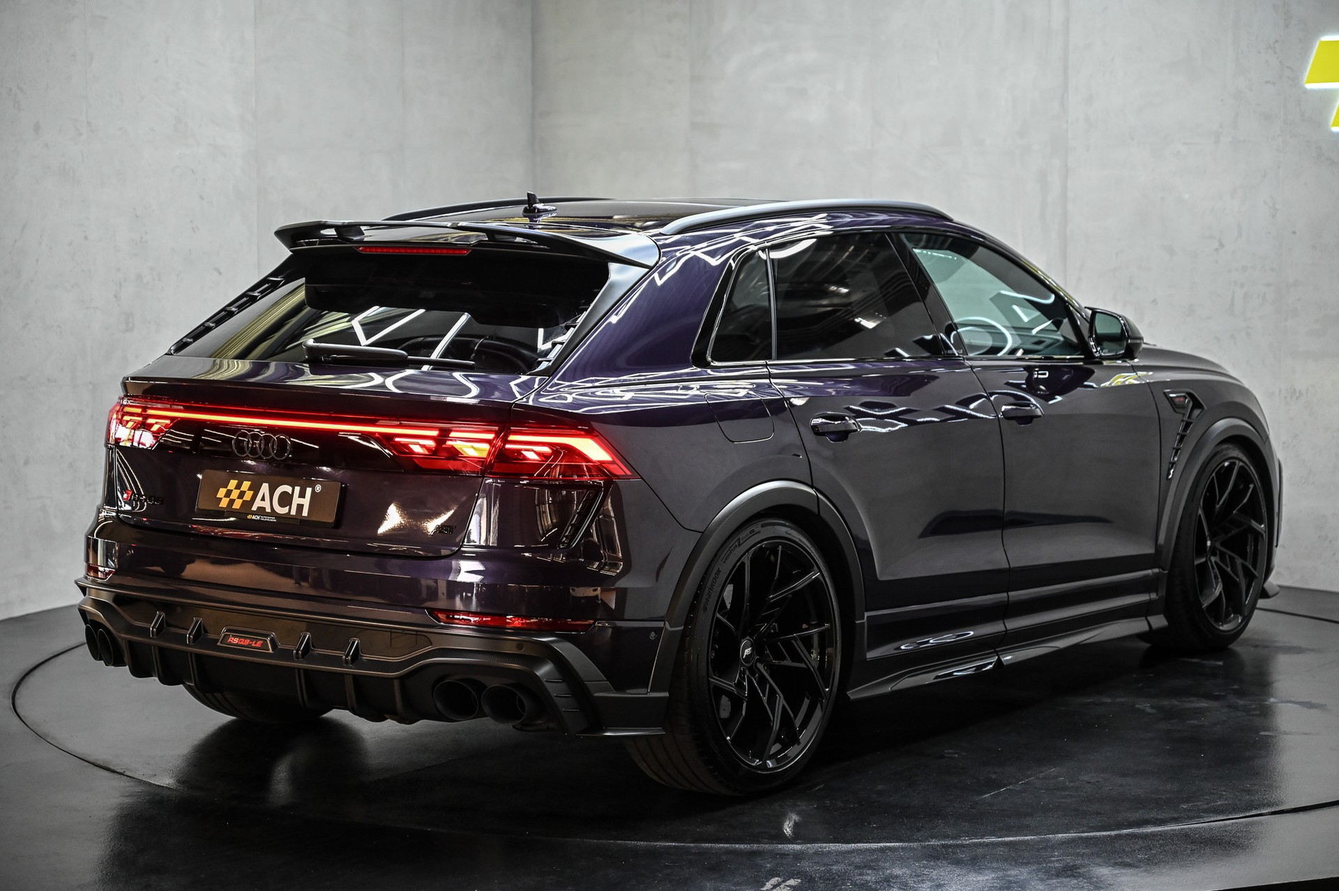 AUDI ABT RS Q8 Legacy Edition 1 of 125 SUV 4.0 V8 TFSI performance quattro Tiptronic-image-8