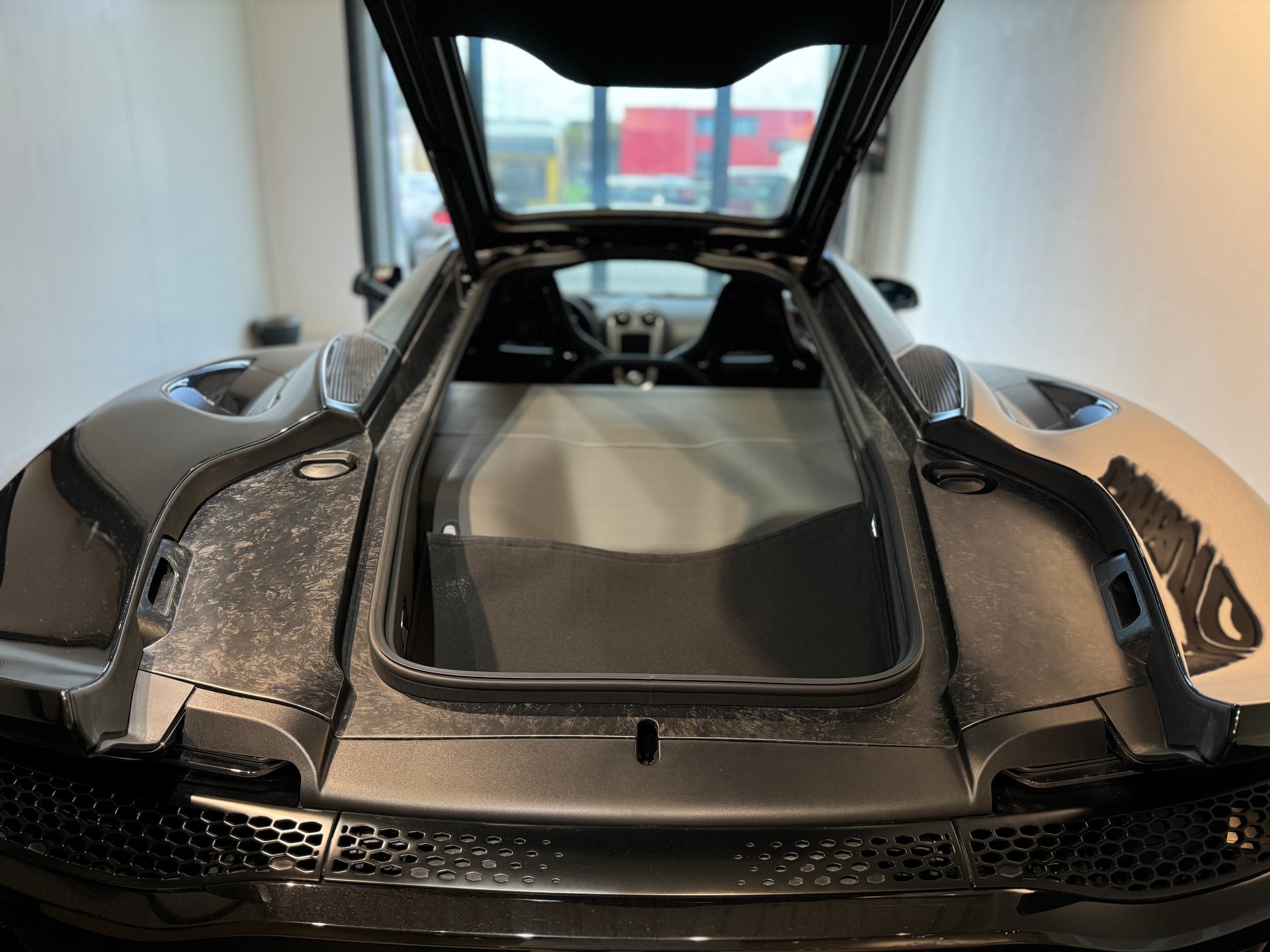 McLAREN GT Onyx FULL BLACK 🚀 Free Service!-image-15