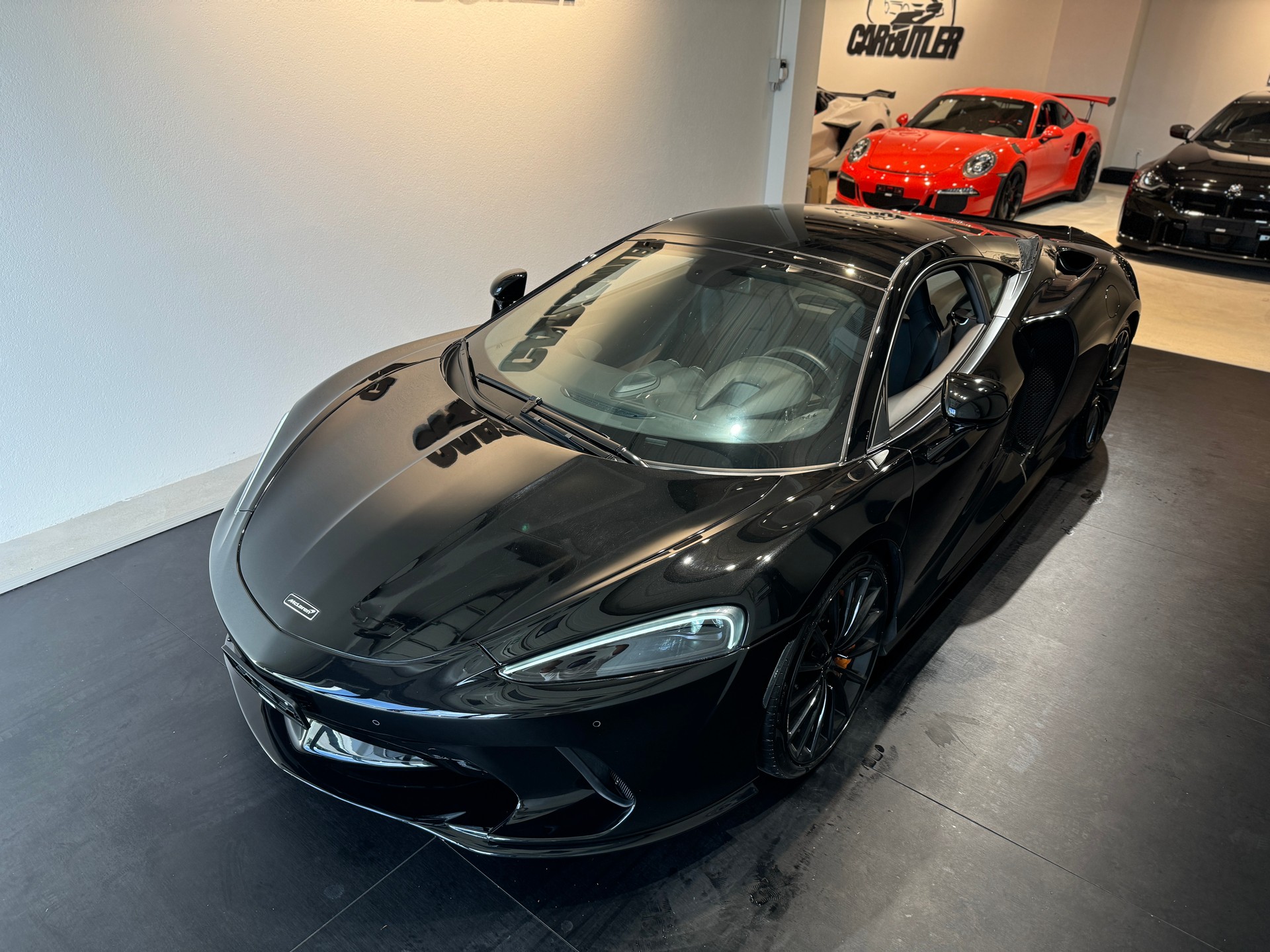 McLAREN GT Onyx FULL BLACK 🚀 Free Service!-image-3