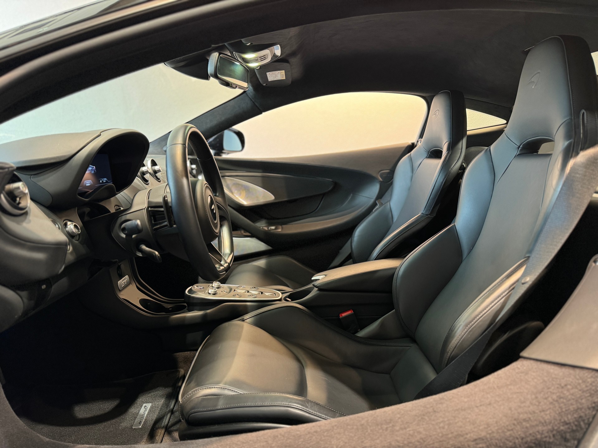 McLAREN GT Onyx FULL BLACK 🚀 Free Service!-image-13