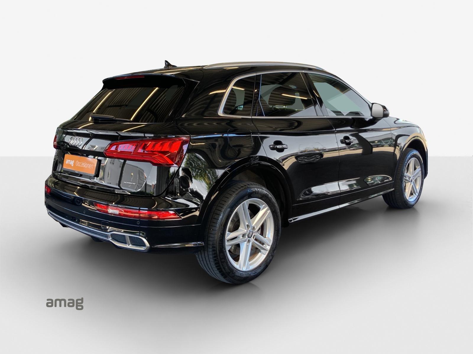AUDI Q5 55 TFSI e sport quattro-image-4