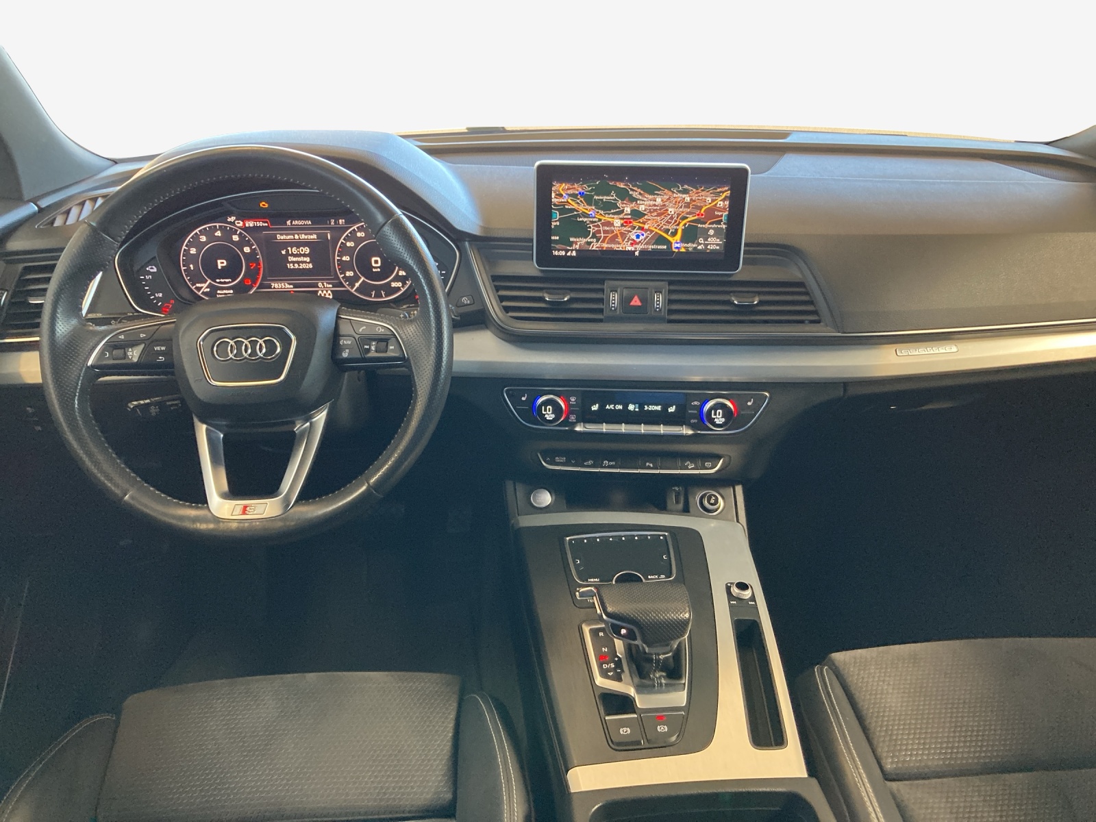AUDI Q5 55 TFSI e sport quattro-image-8