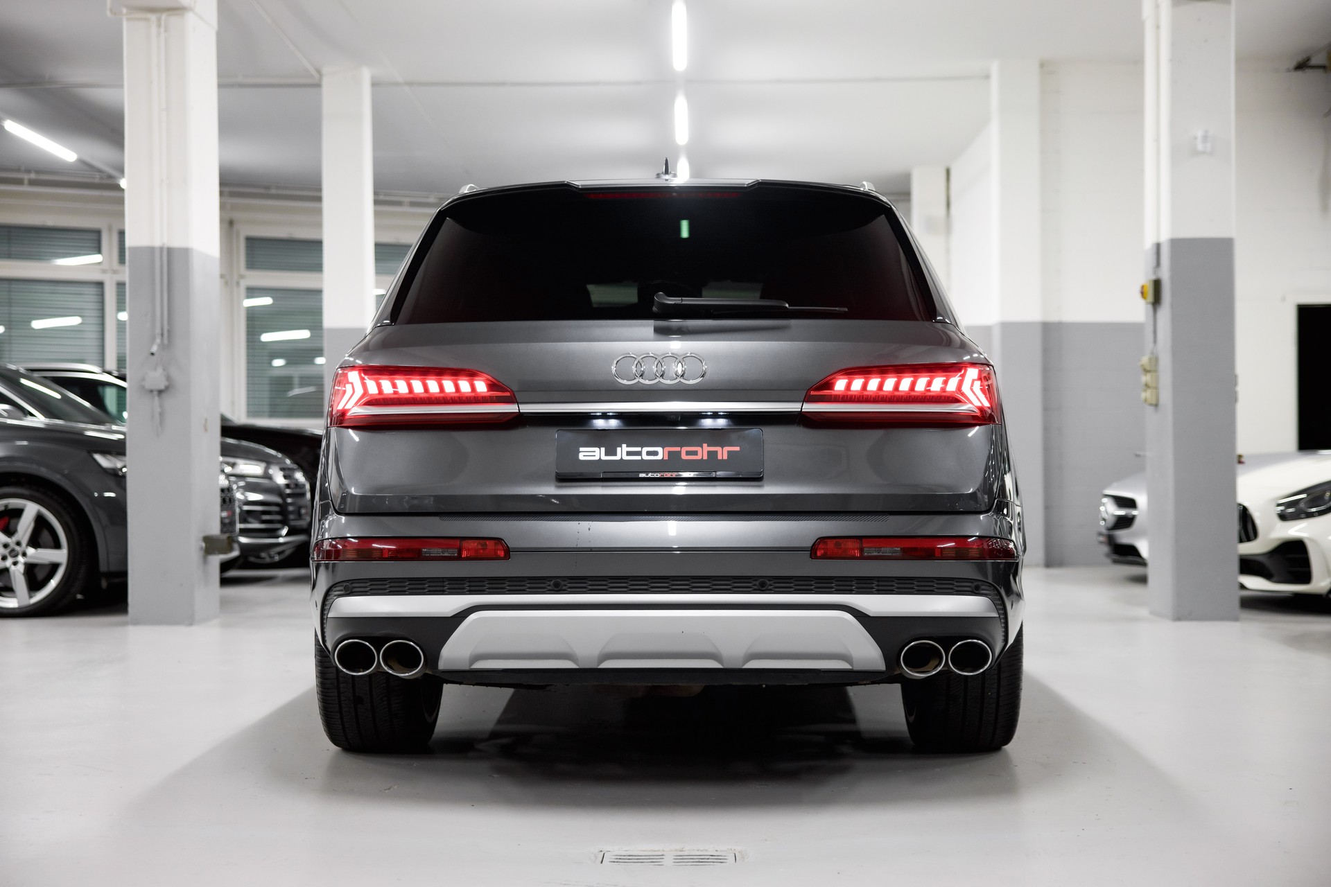 AUDI SQ7 TFSI quattro tiptronic-image-5