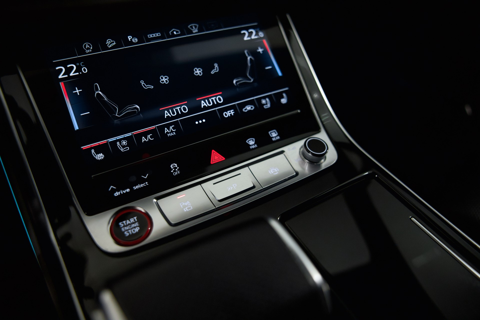 AUDI SQ7 TFSI quattro tiptronic-image-34