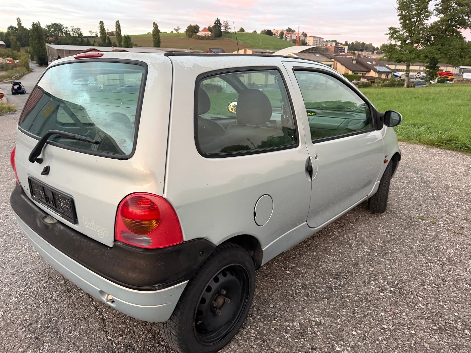 RENAULT Twingo 1.2 16V Privilege Advantage-image-7