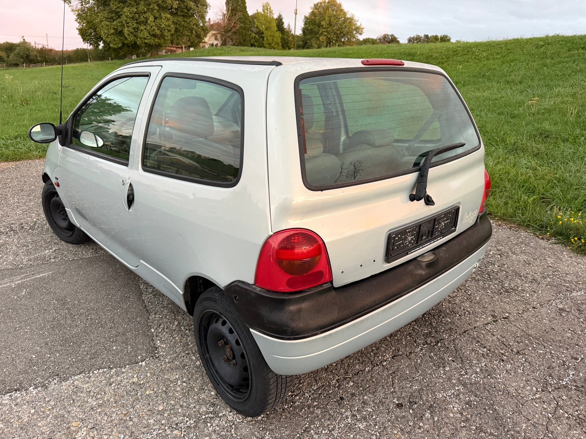RENAULT Twingo 1.2 16V Privilege Advantage-image-6