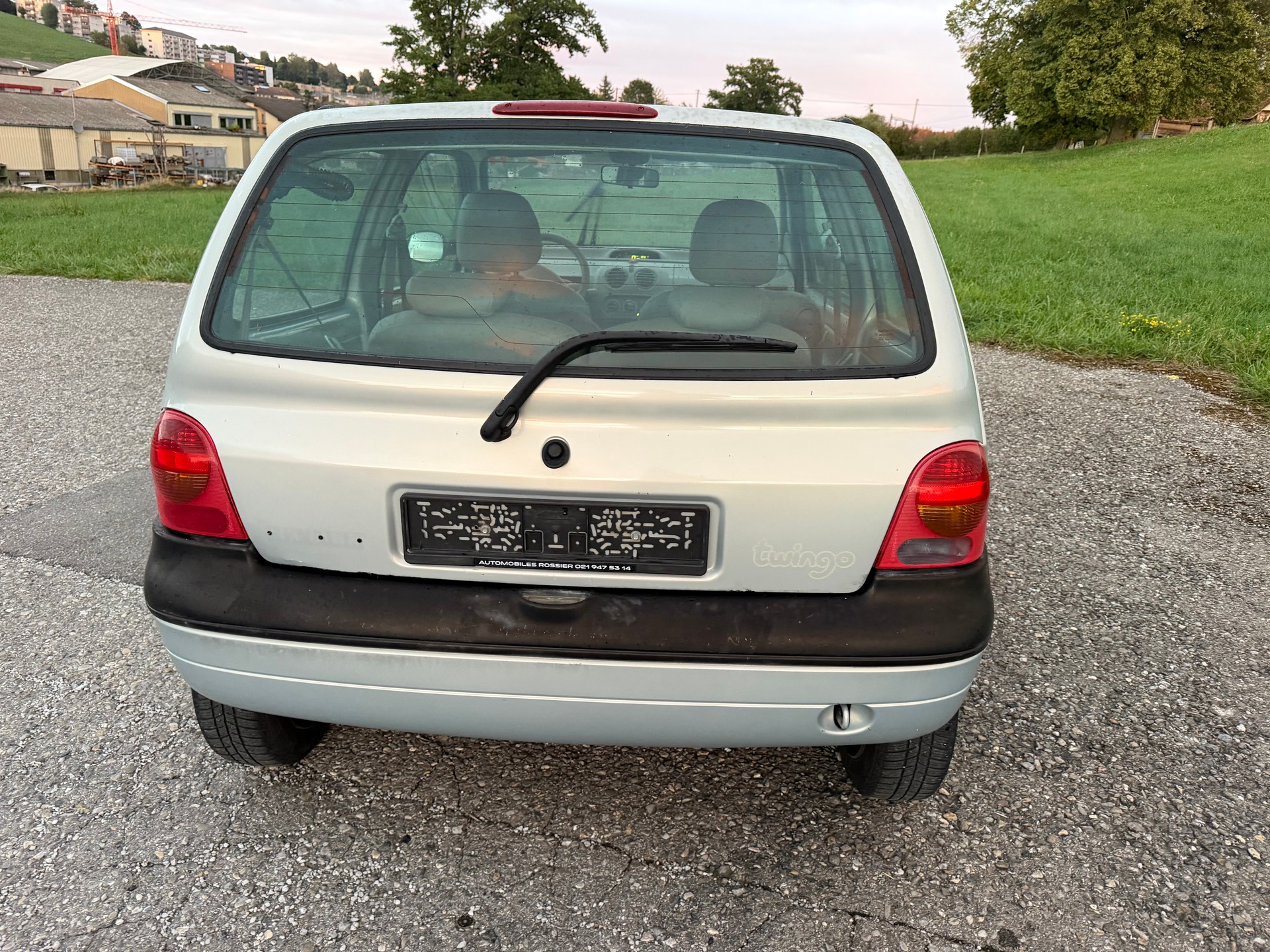 RENAULT Twingo 1.2 16V Privilege Advantage-image-3