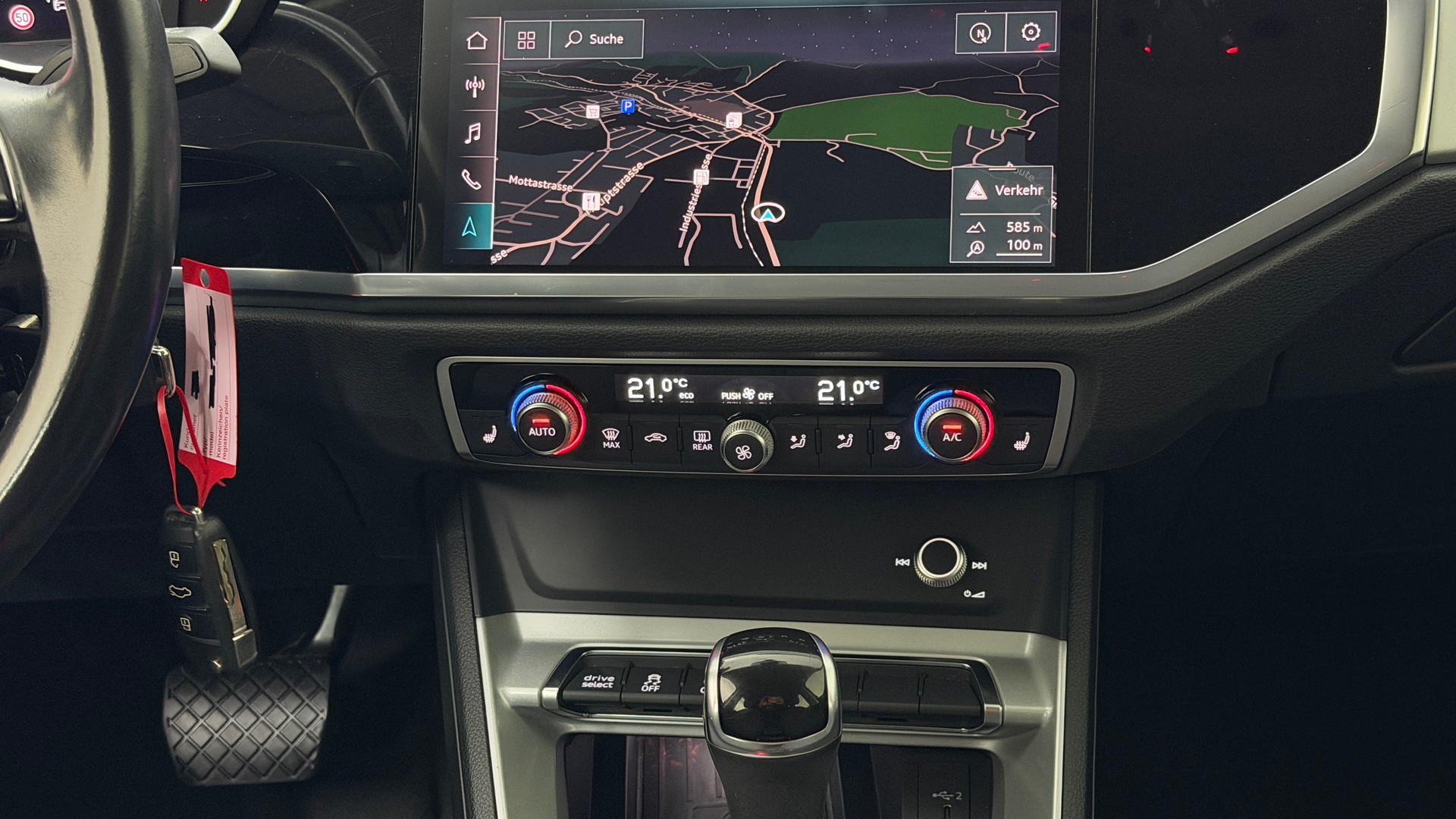AUDI Q3 Sportback 35 TFSI Attraction S-tronic-image-11