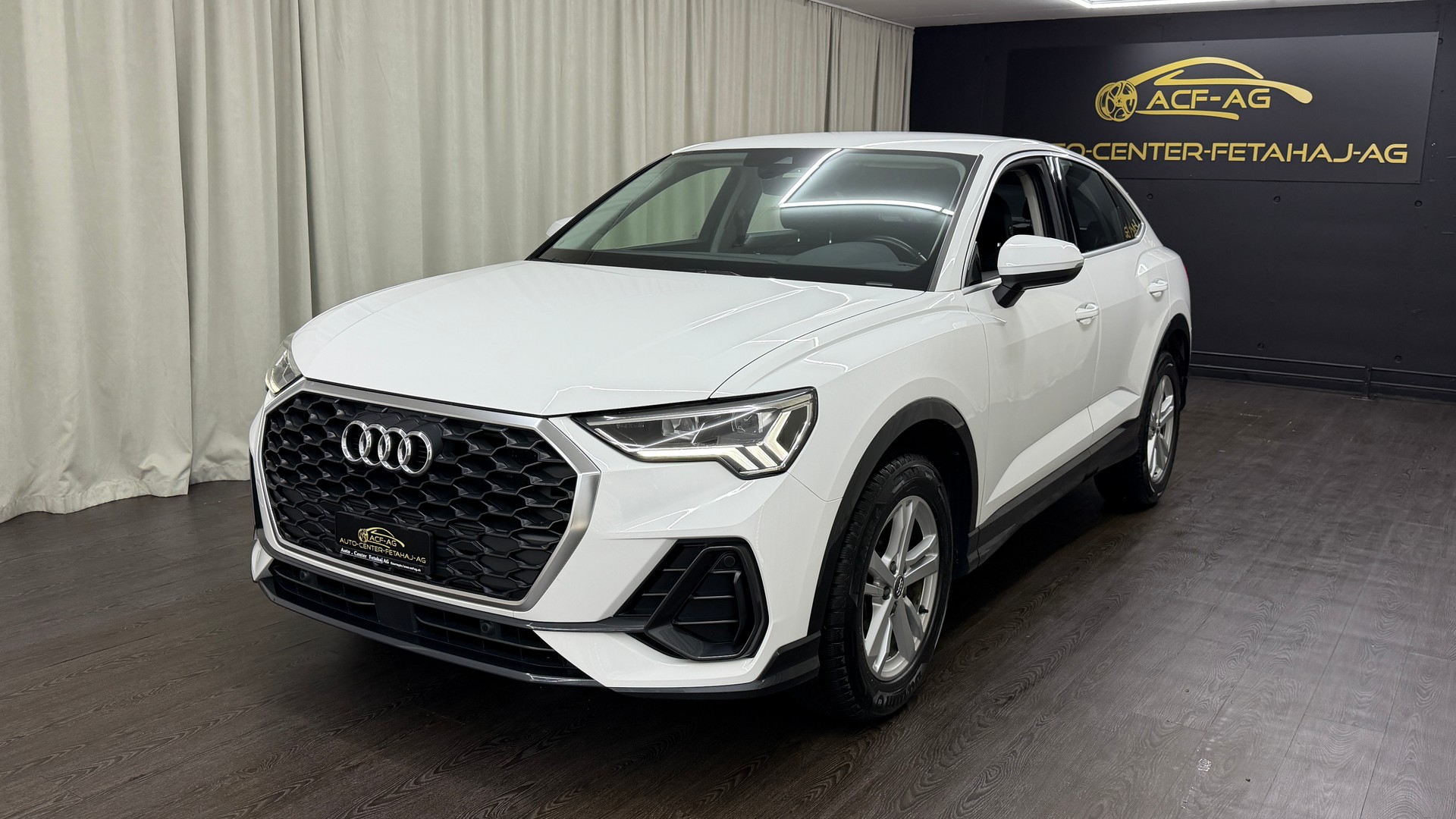 AUDI Q3 Sportback 35 TFSI Attraction S-tronic-image-0