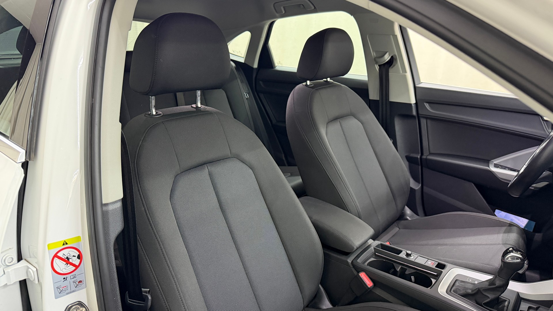 AUDI Q3 Sportback 35 TFSI Attraction S-tronic-image-14