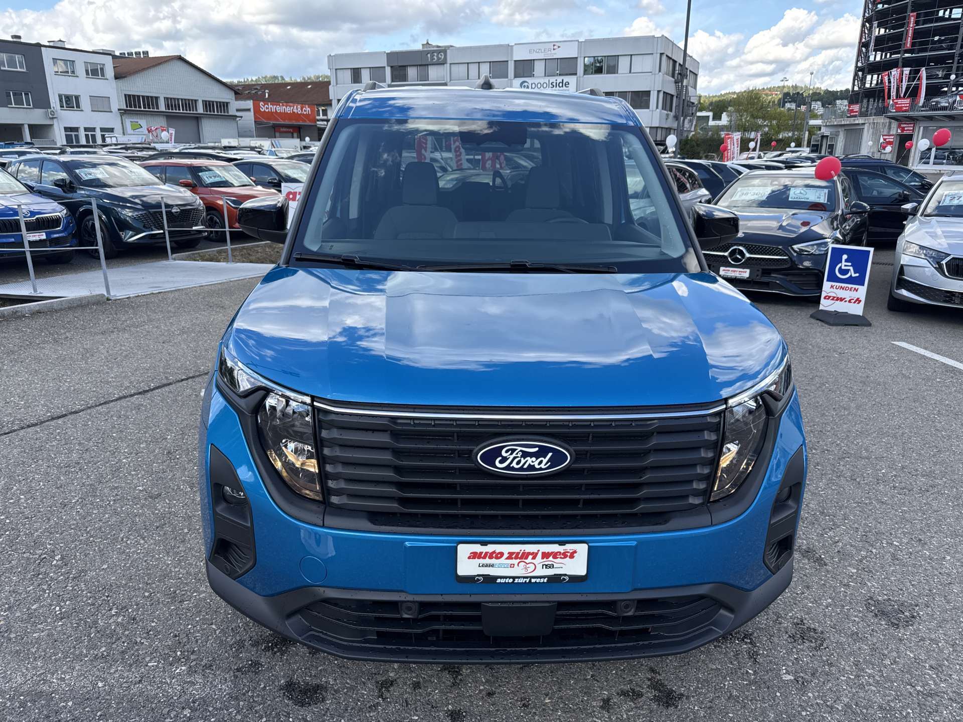 FORD Tourneo Courier 1.0 EcoBoost Titanium Automat-image-13