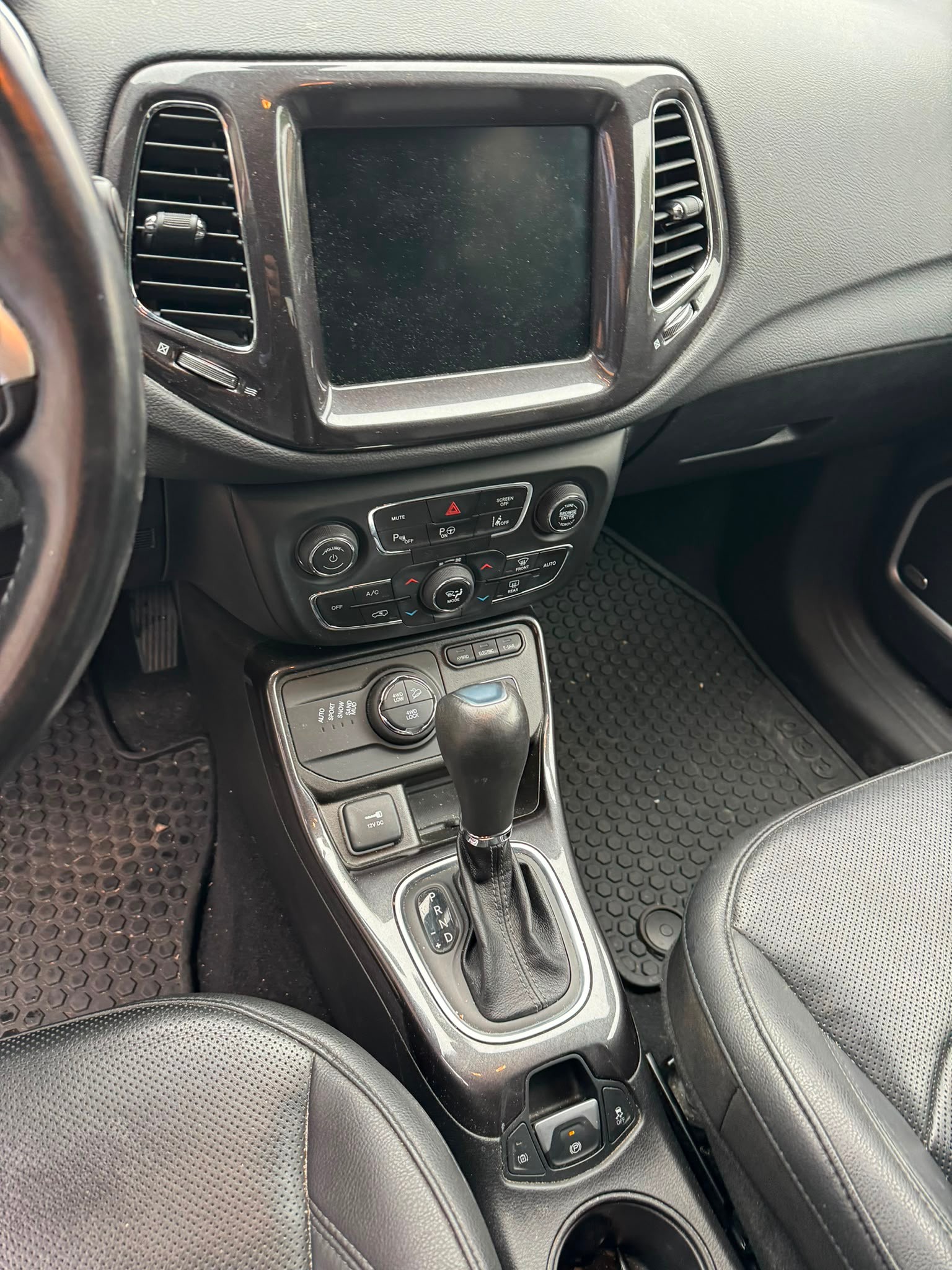 JEEP Compass 1.3 T PHEV S AWD-image-9