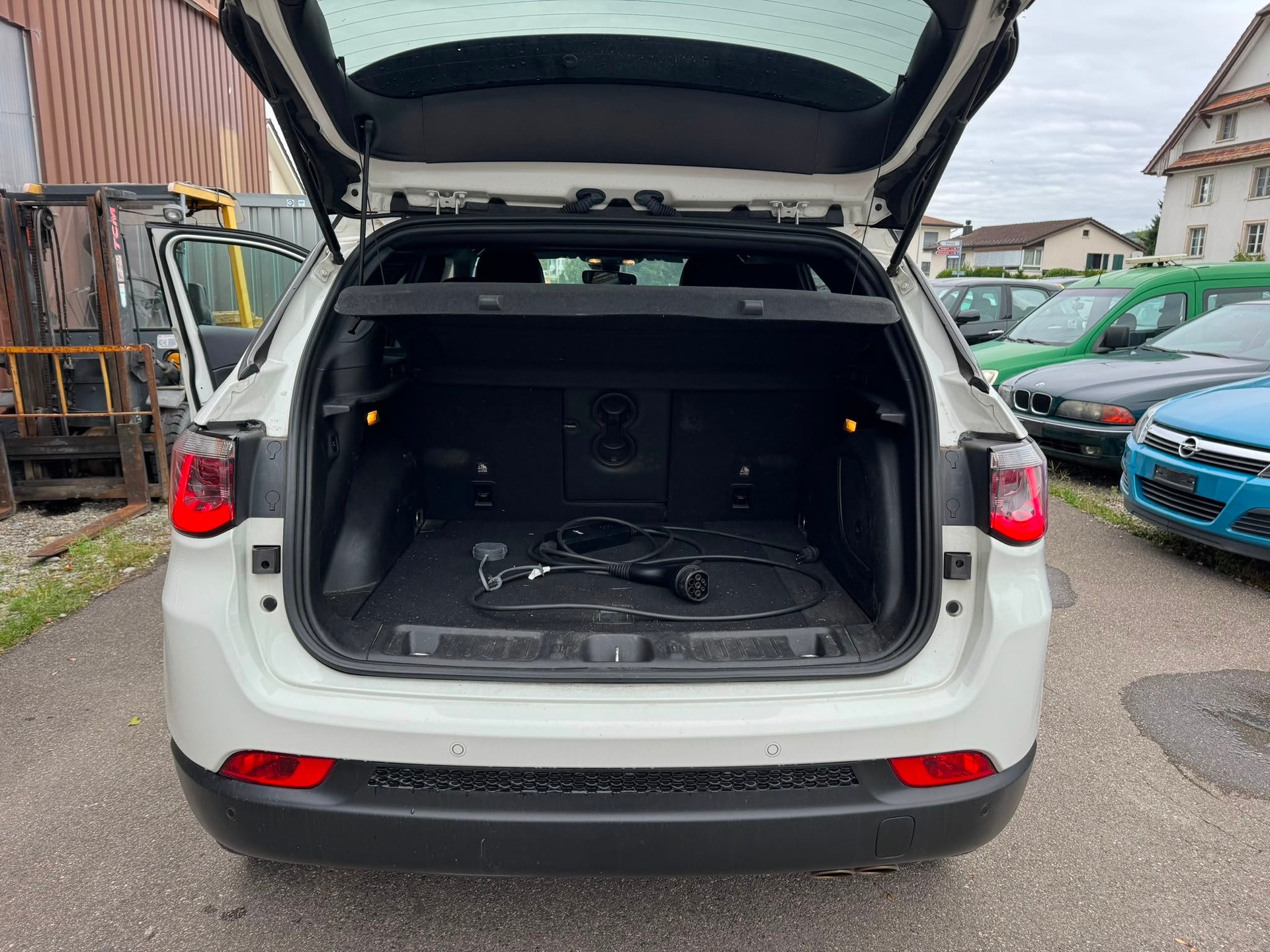 JEEP Compass 1.3 T PHEV S AWD-image-5