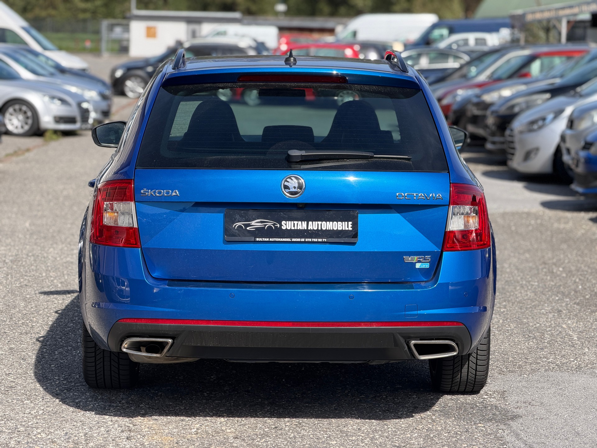 SKODA Octavia Combi 2.0 TDI RS-image-4