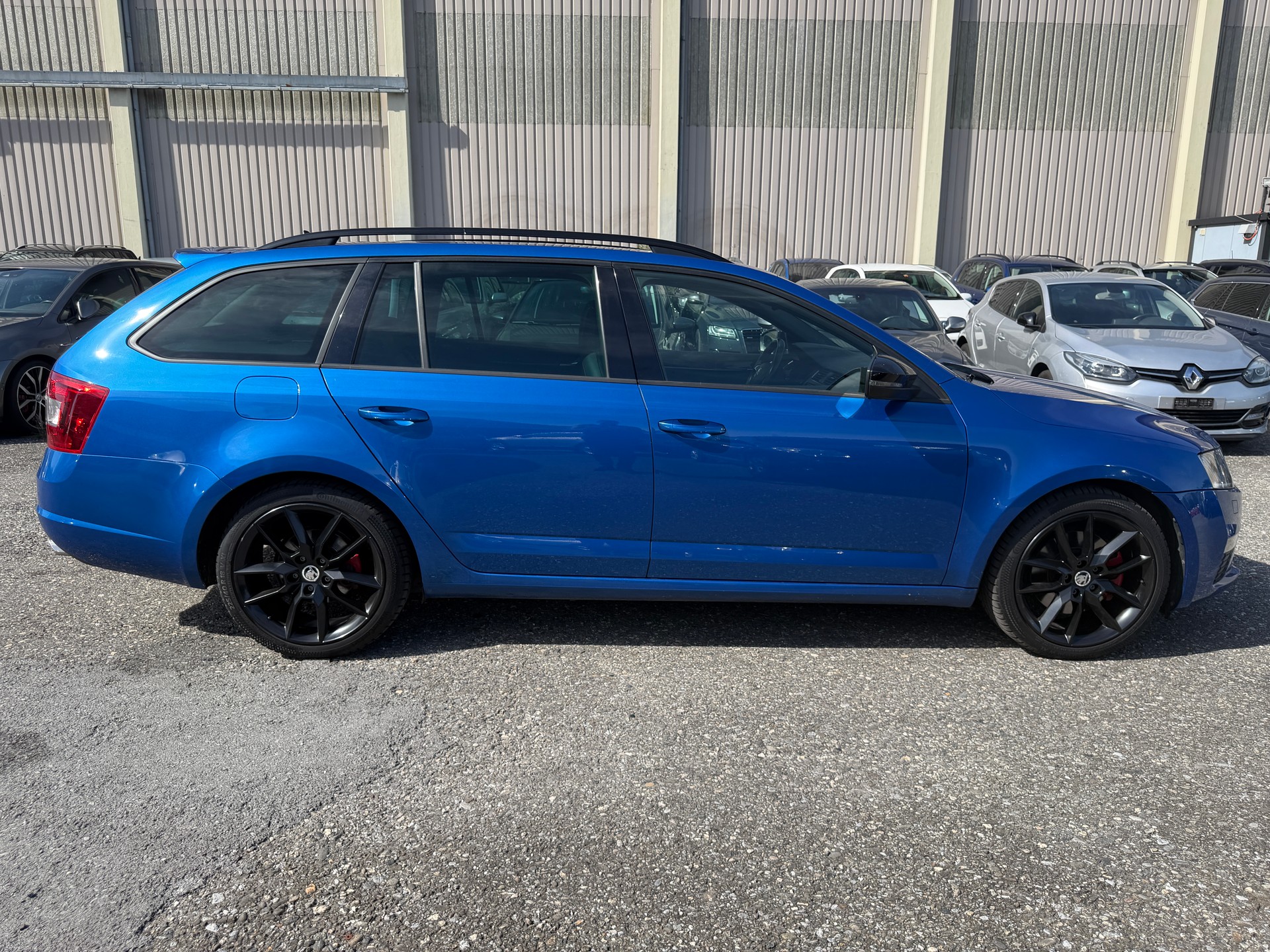 SKODA Octavia Combi 2.0 TDI RS-image-6