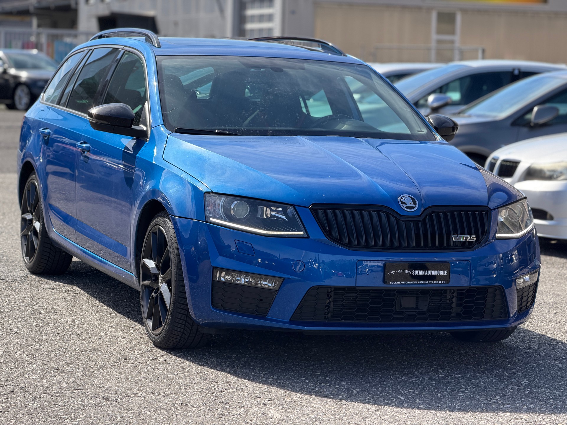 SKODA Octavia Combi 2.0 TDI RS-image-1