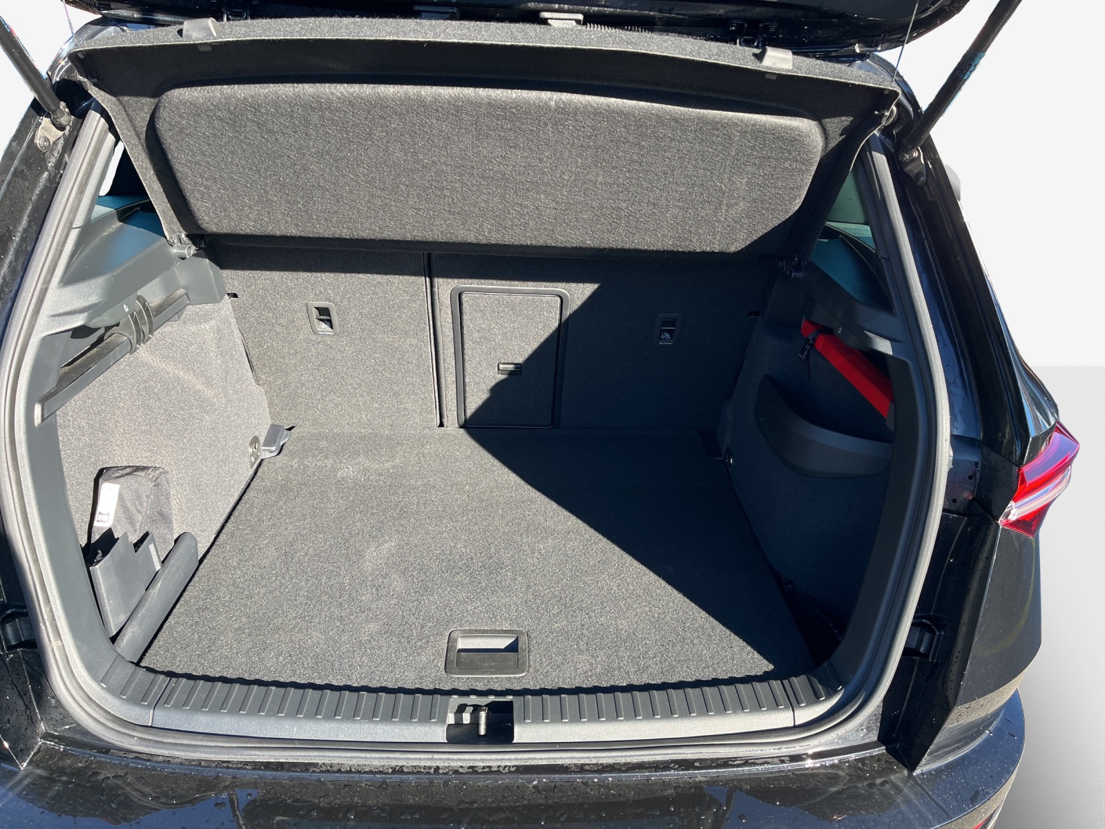 SKODA Karoq 2.0 TSI SportLine 4x4 DSG-image-12
