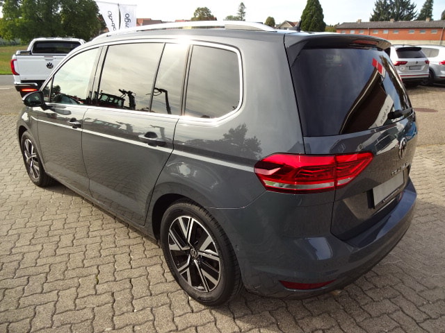 VW Touran 2.0 TDI BlueMotion Technology Highline DSG-image-2