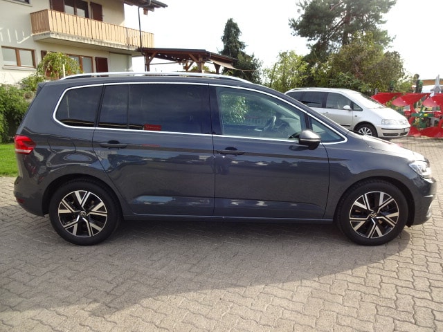 VW Touran 2.0 TDI BlueMotion Technology Highline DSG-image-5