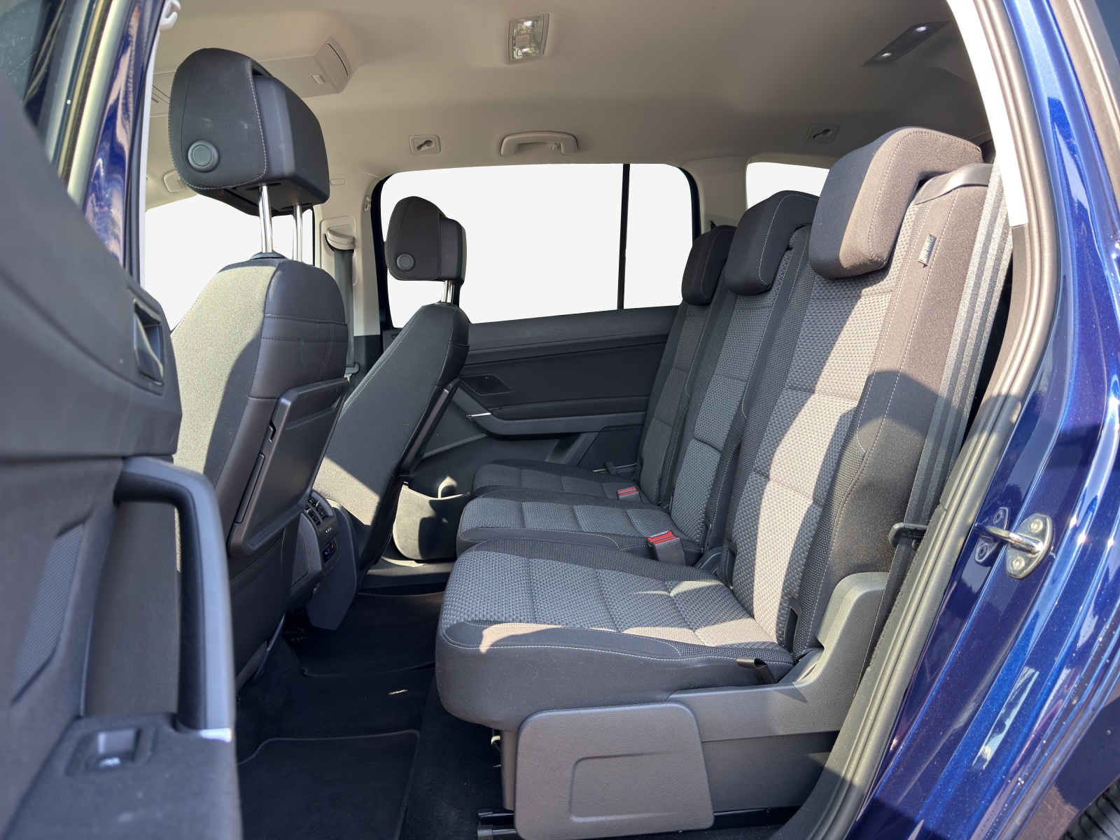 VW Touran 1.5 TSI EVO Comfortline DSG-image-11
