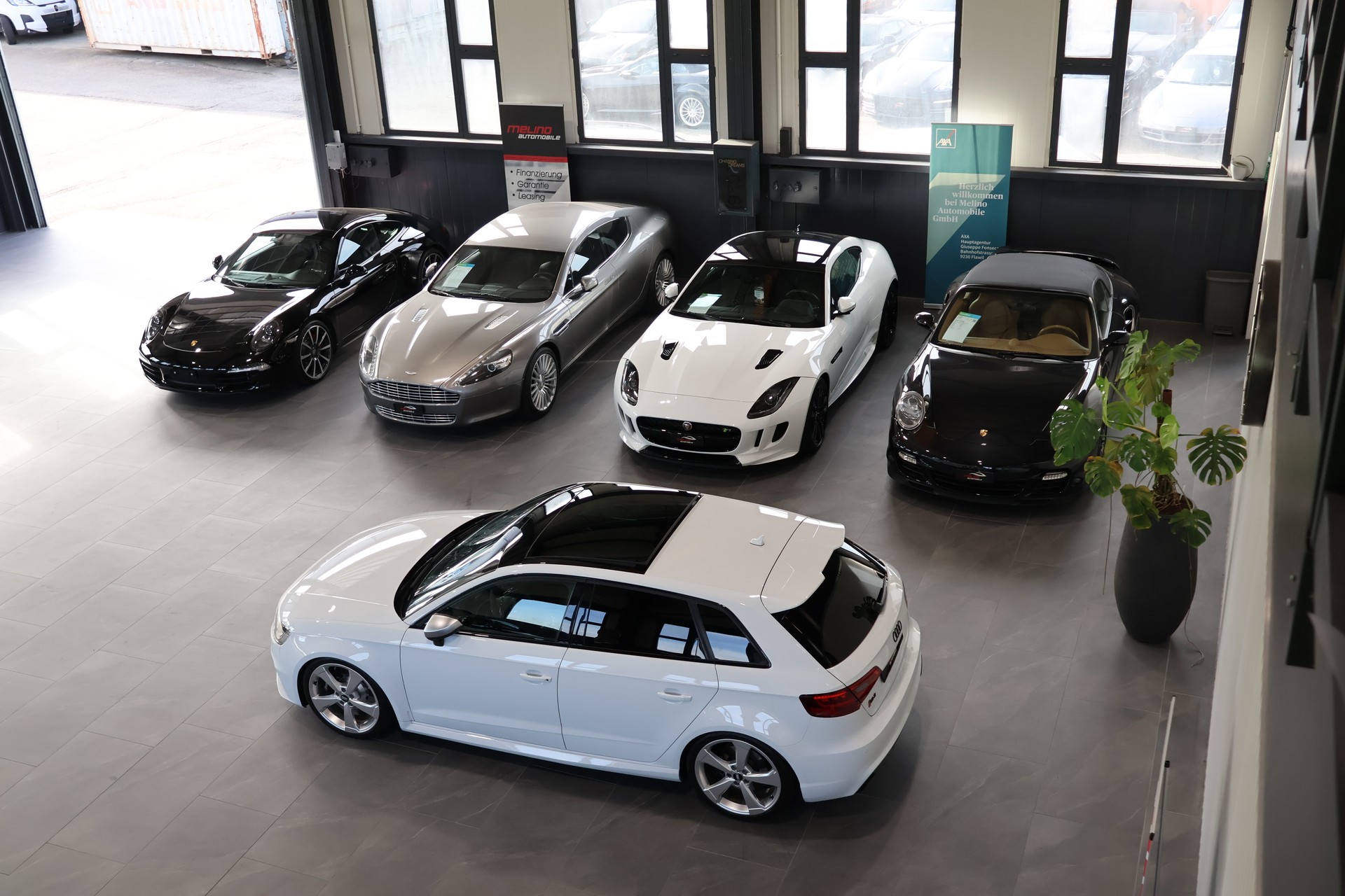 AUDI RS3 2.5 TSI quattro S-tronic-image-6