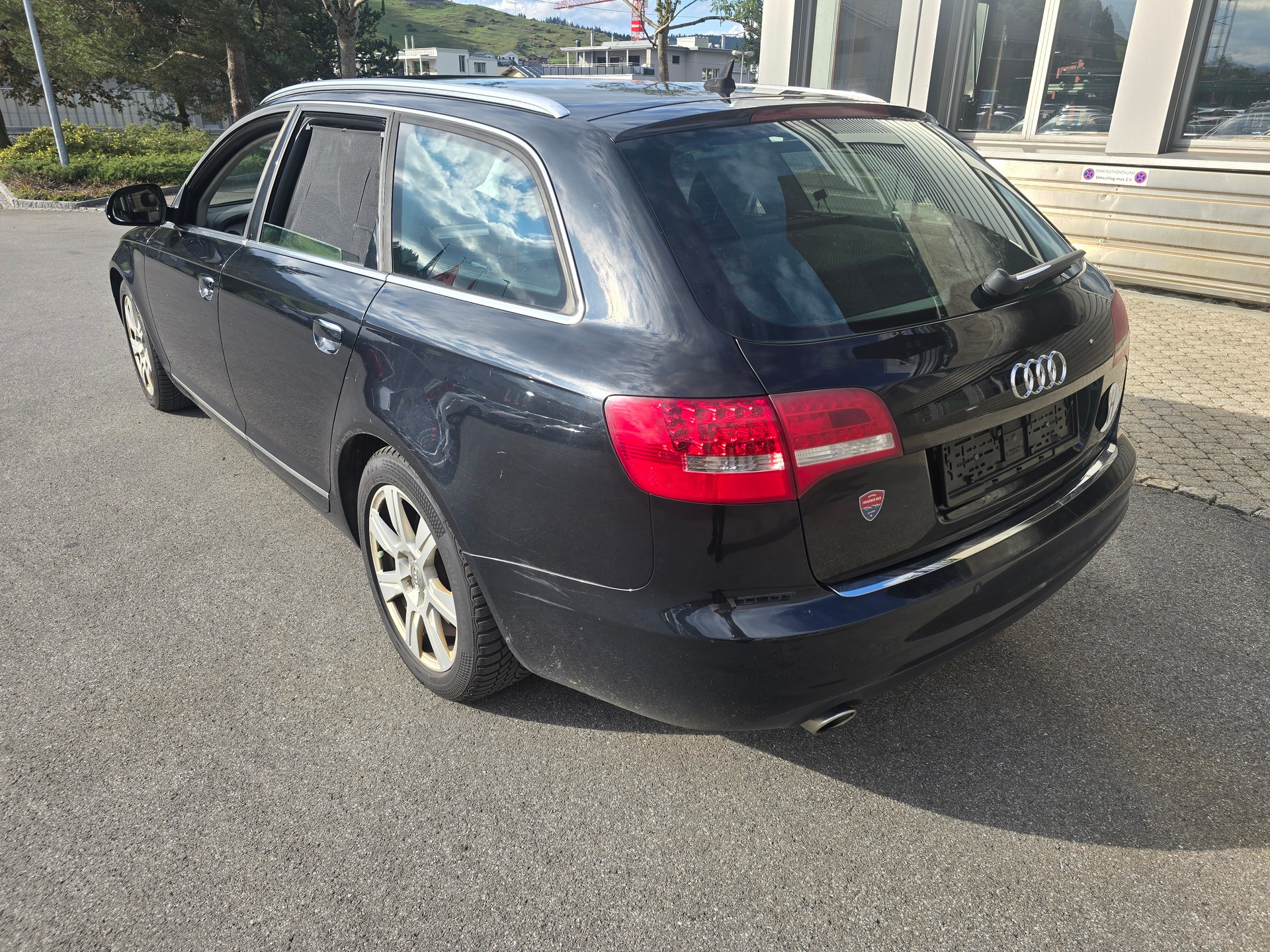 AUDI A6 Avant 3.0 V6 TDI quattro tiptronic-image-5
