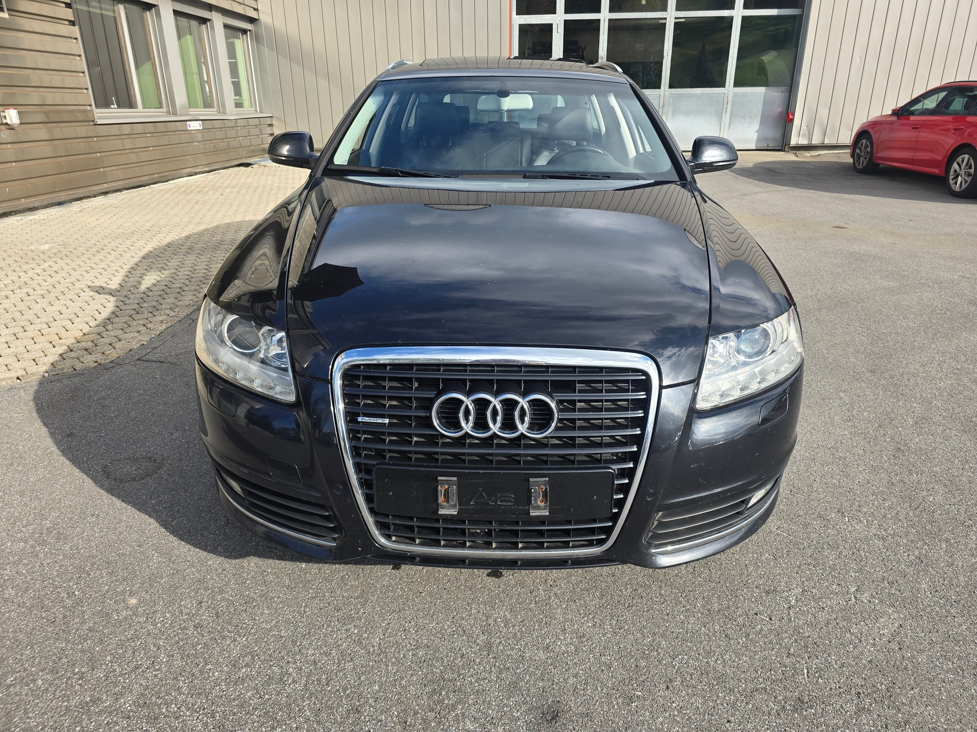 AUDI A6 Avant 3.0 V6 TDI quattro tiptronic-image-12