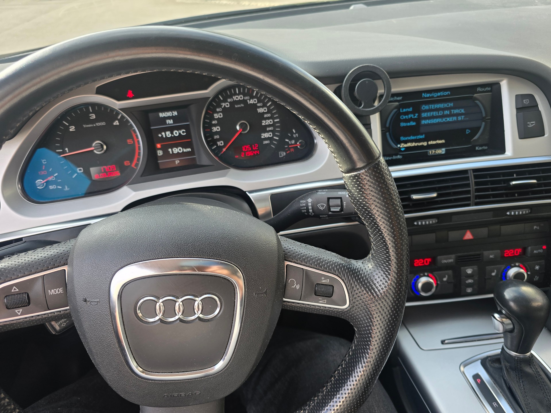 AUDI A6 Avant 3.0 V6 TDI quattro tiptronic-image-7