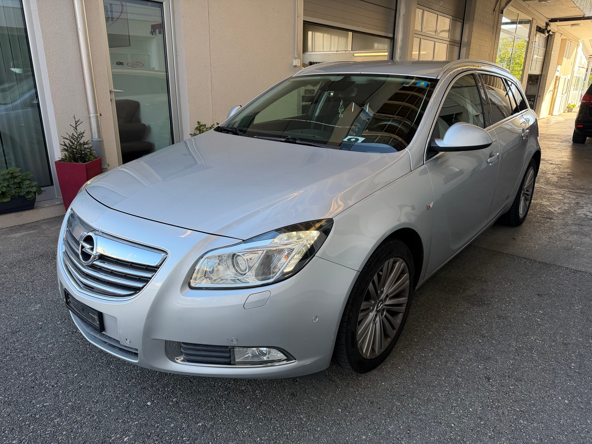 OPEL Insignia ST 2.0 CDTI Sport 4WD Aut.-image-2
