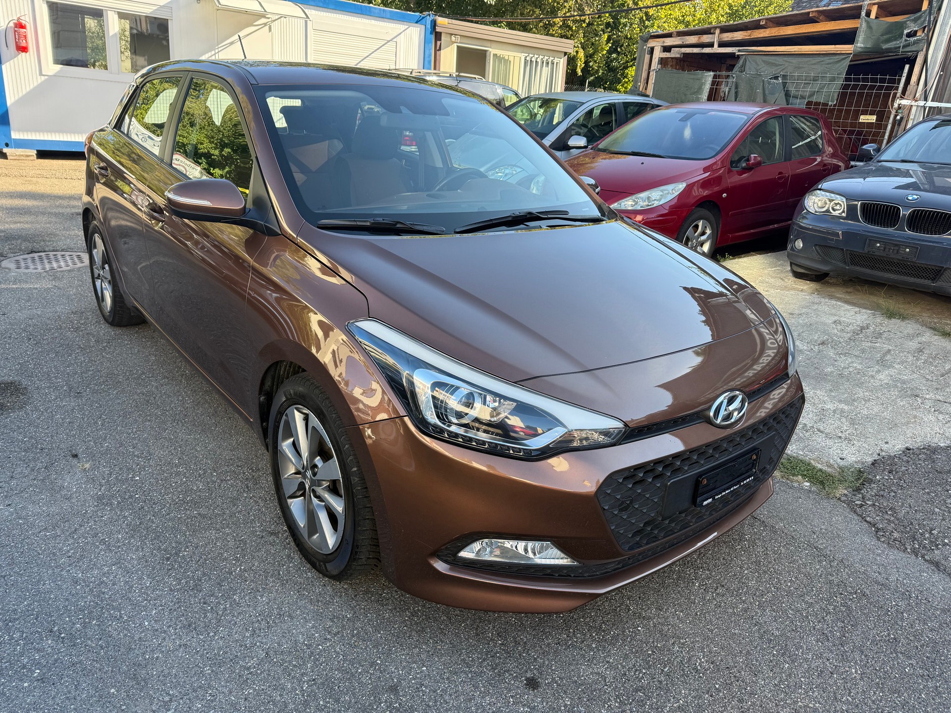 HYUNDAI i20 1.2 Amplia-image-4