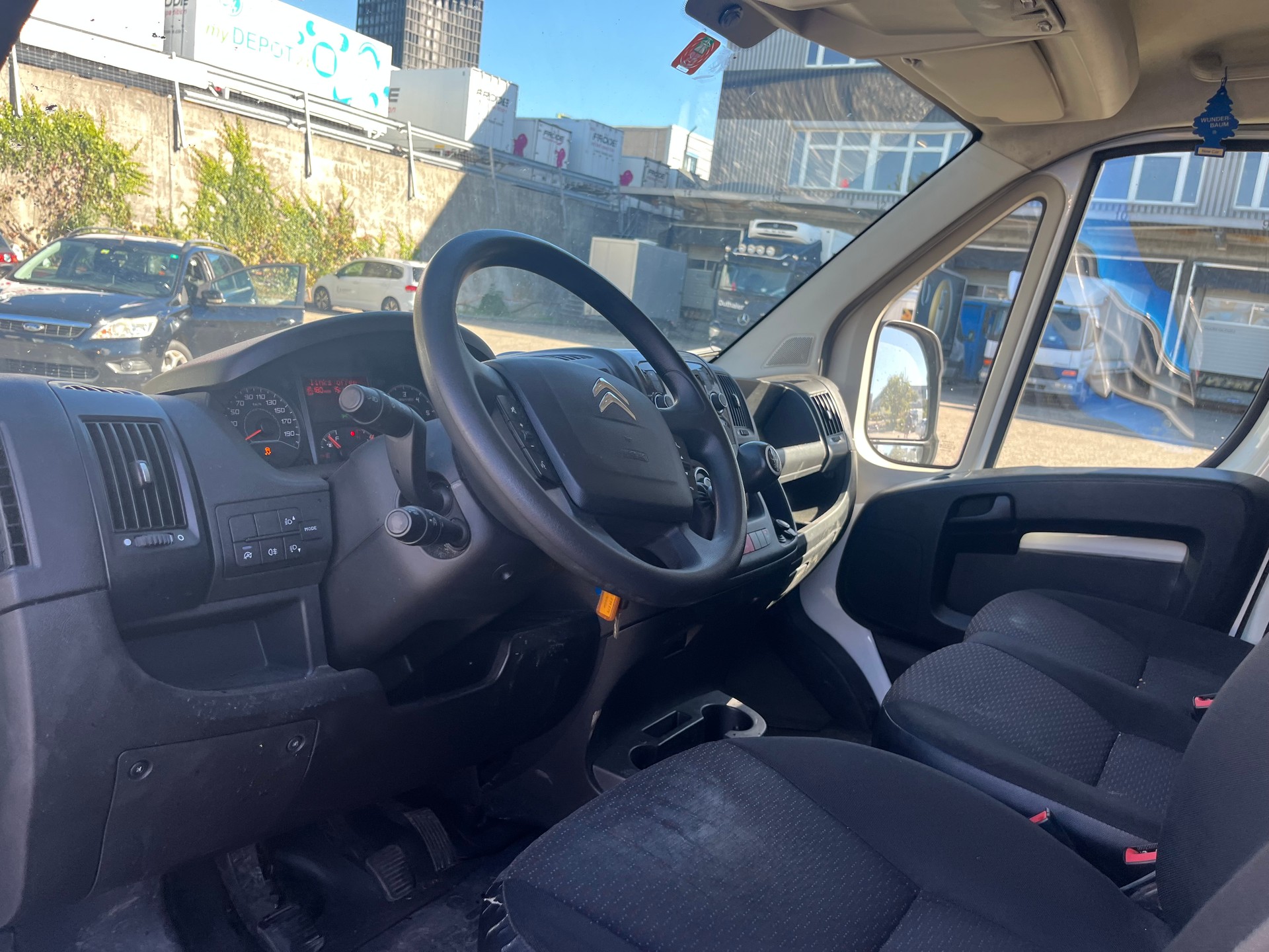 CITROEN Jumper 35+ 2.2 BlueHDi 165 Control L4 DK-image-5
