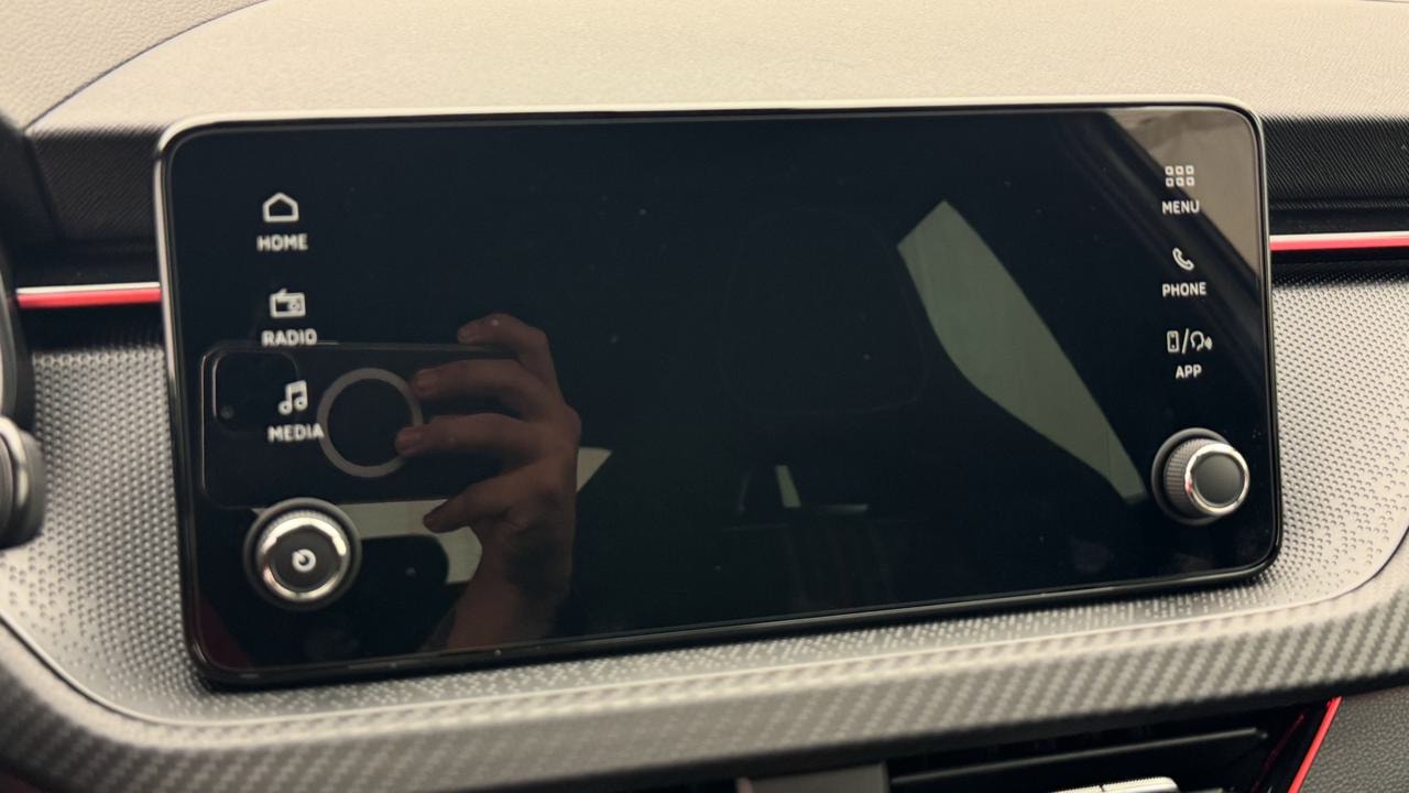 SKODA Kamiq 1.0 TSI Monte Carlo DSG-image-8