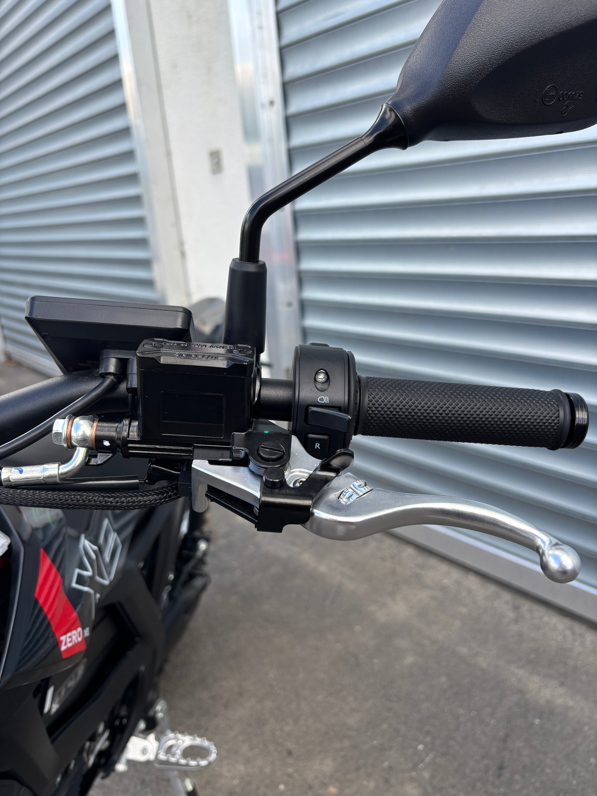 ZERO XE Black Eddition-image-8