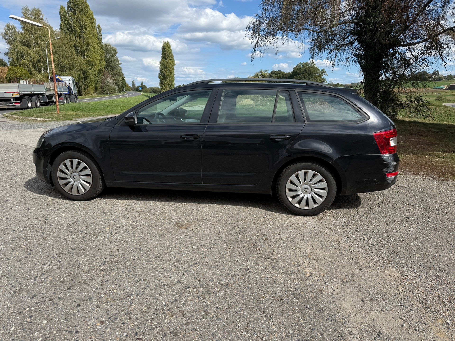 SKODA Octavia Combi 2.0 TDI Fresh DSG-image-6