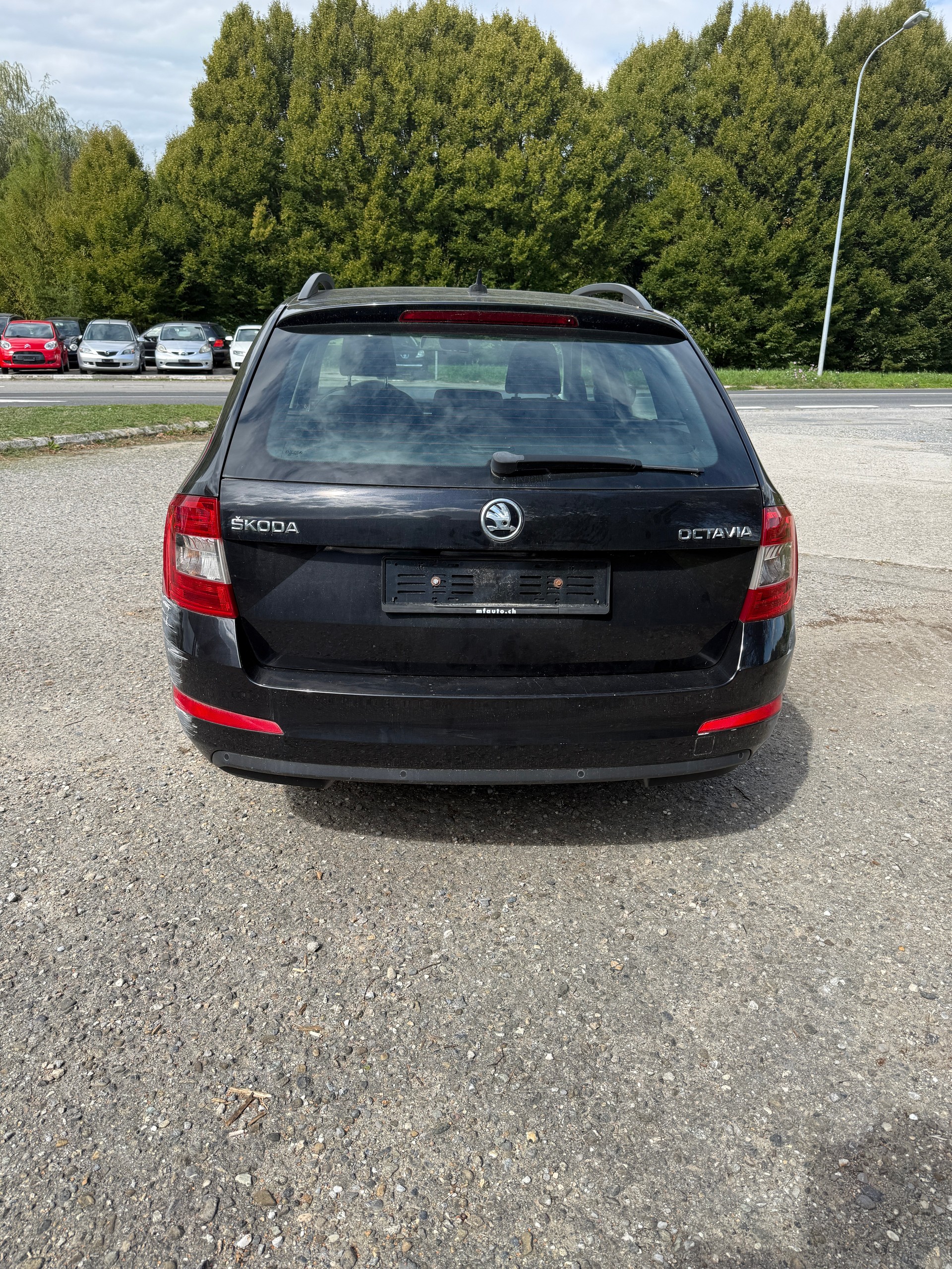 SKODA Octavia Combi 2.0 TDI Fresh DSG-image-3