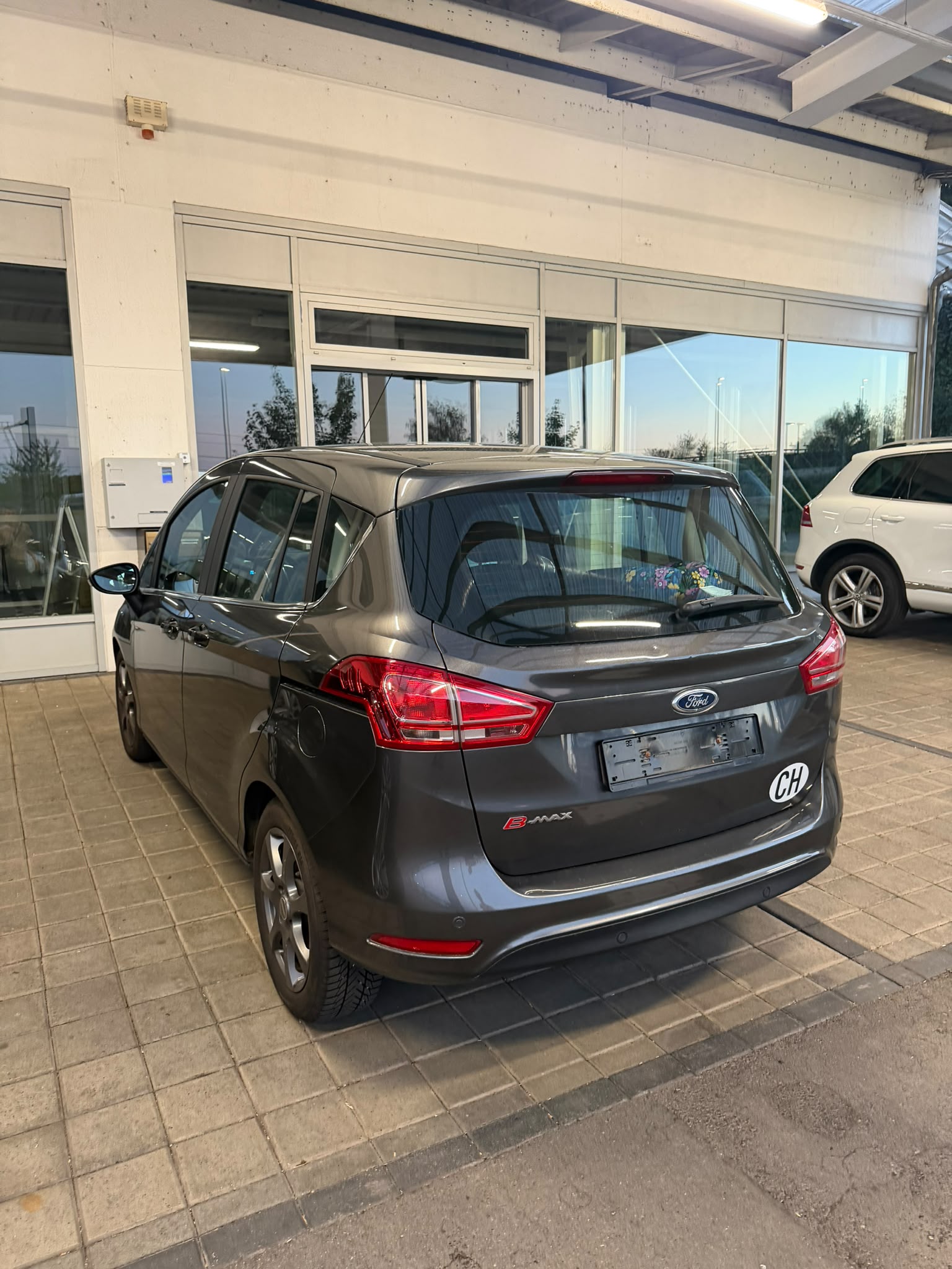 FORD B-Max 1.6 Ti-VCT Freetech PowerShift-image-3