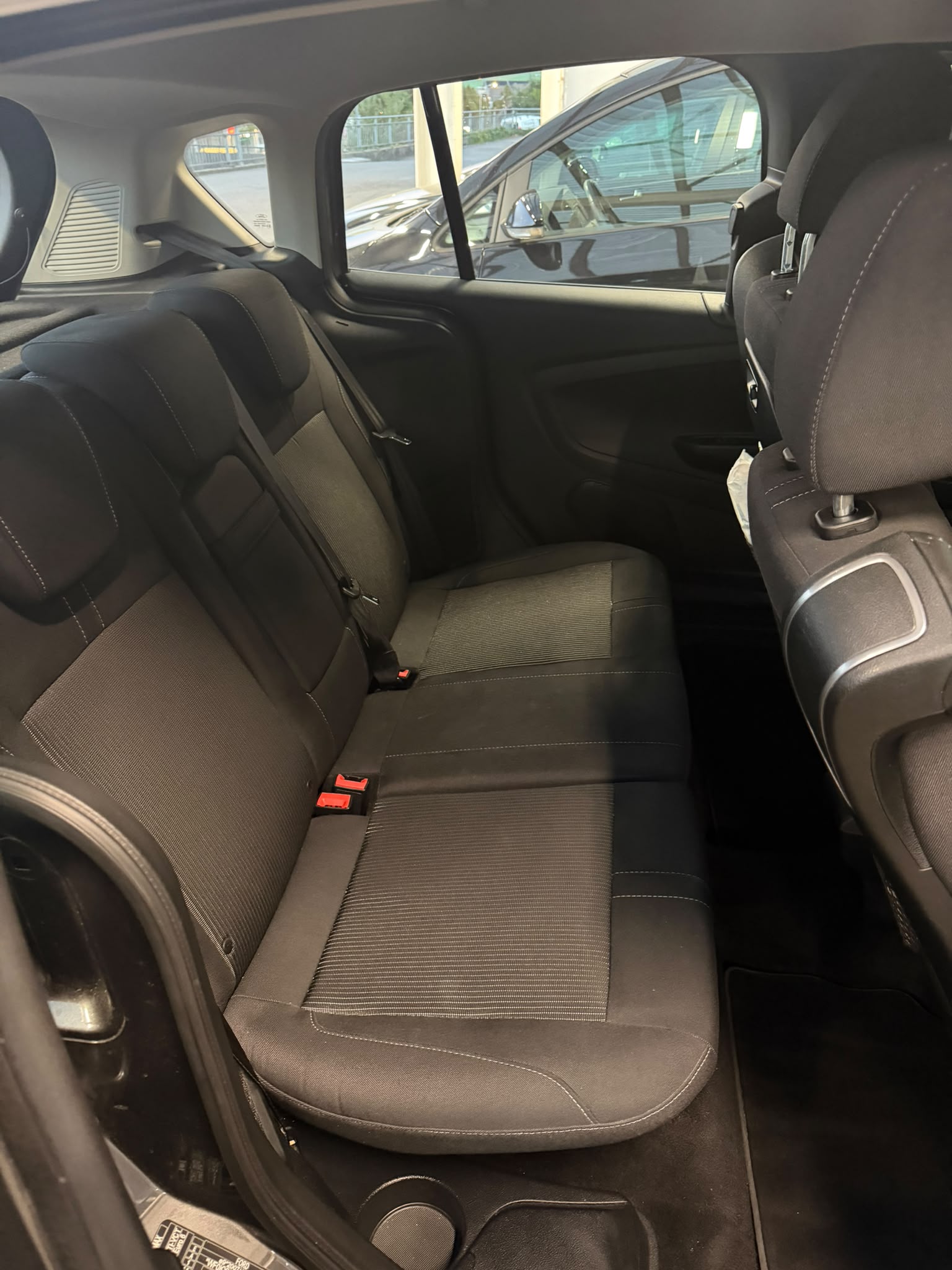 FORD B-Max 1.6 Ti-VCT Freetech PowerShift-image-9