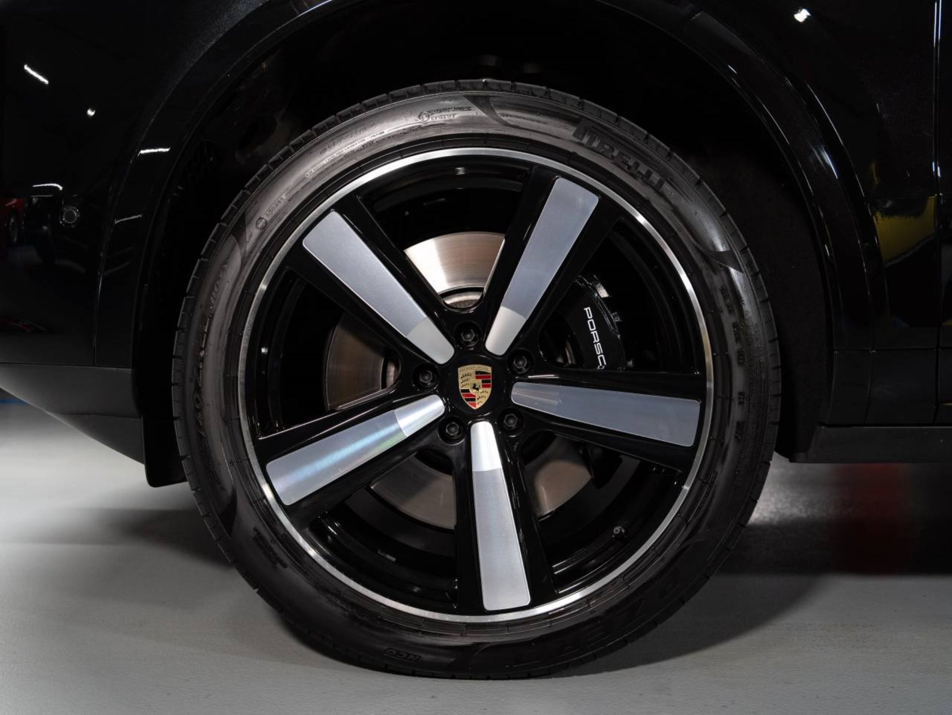 PORSCHE Cayenne S E-Hybrid-image-25
