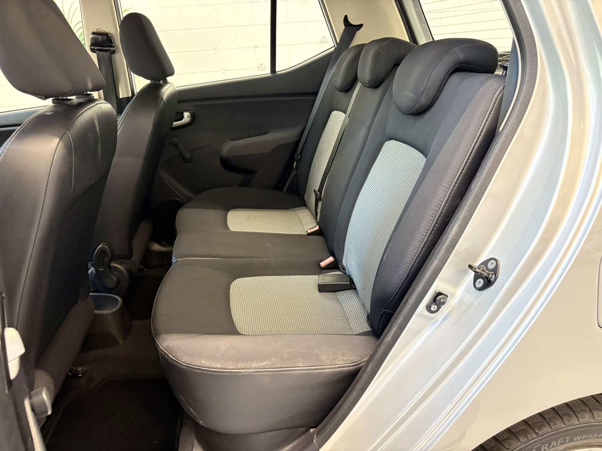 HYUNDAI i10 1.2 Style-image-5